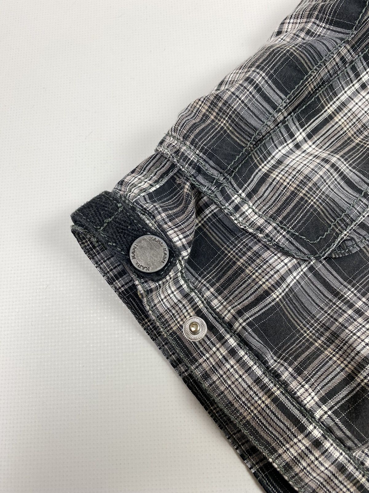 Karl Kani × Vintage Karl Kani men’s checked cargo rap shorts size 36 Size US 36 / EU 52 - 6 Thumbnail