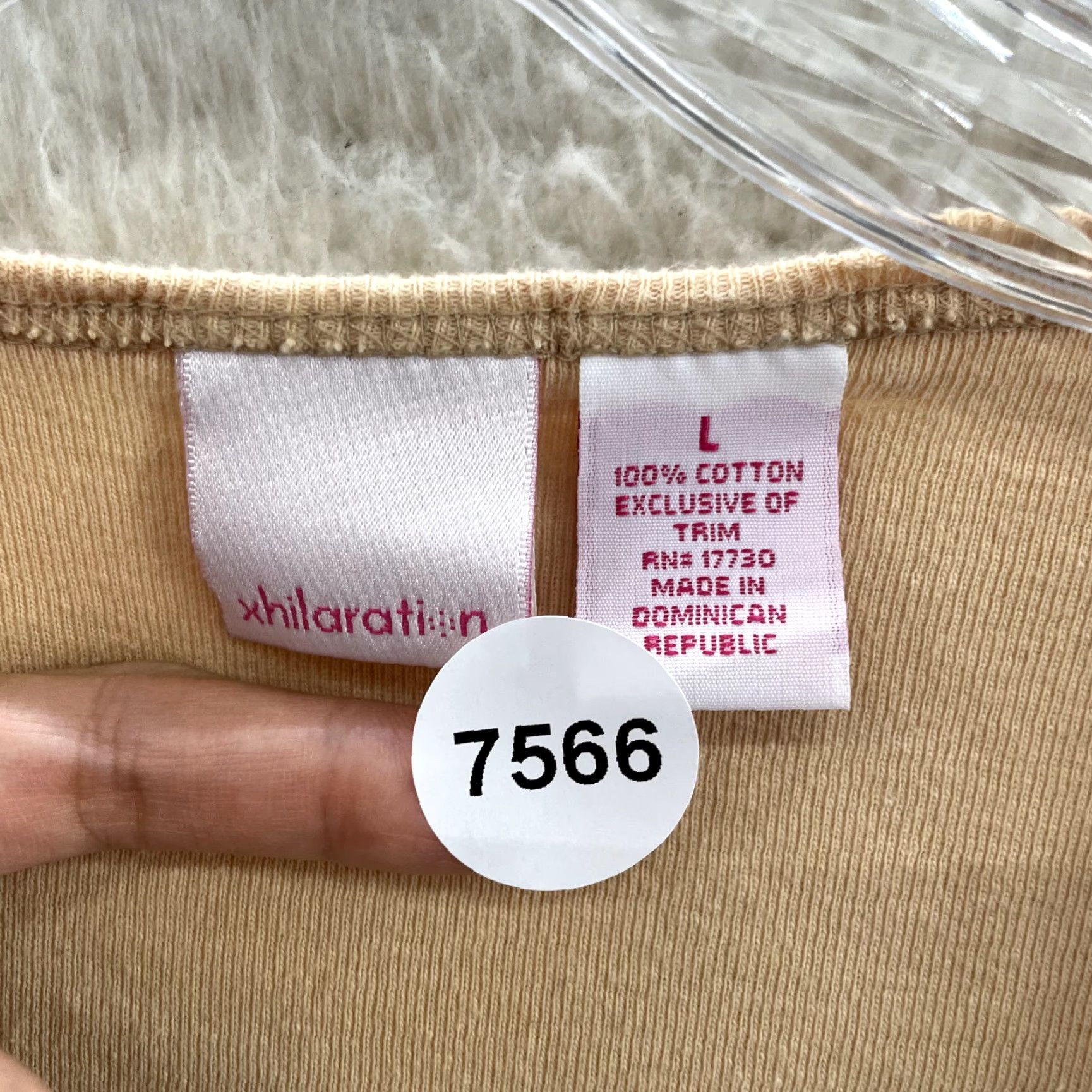 Vintage VINTAGE Xhilaration Top Shirt Long Sleeve Y2K Peach Orange Studded V-Neck L Girls Womens Size L / US 10 / IT 46 - 8 Thumbnail
