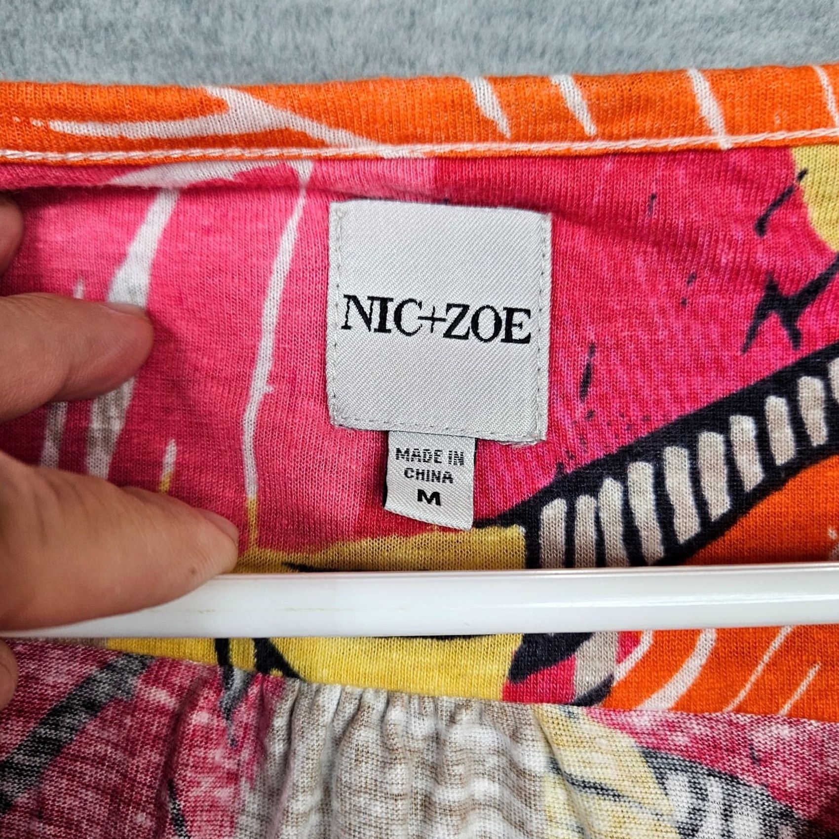 NIC+ZOE NIC+ ZOE Shirt Women's V-neck Bell Sleeve Leaves Printed Size M Multicolor Cardigan? Size M / US 6-8 / IT 42-44 - 7 Thumbnail