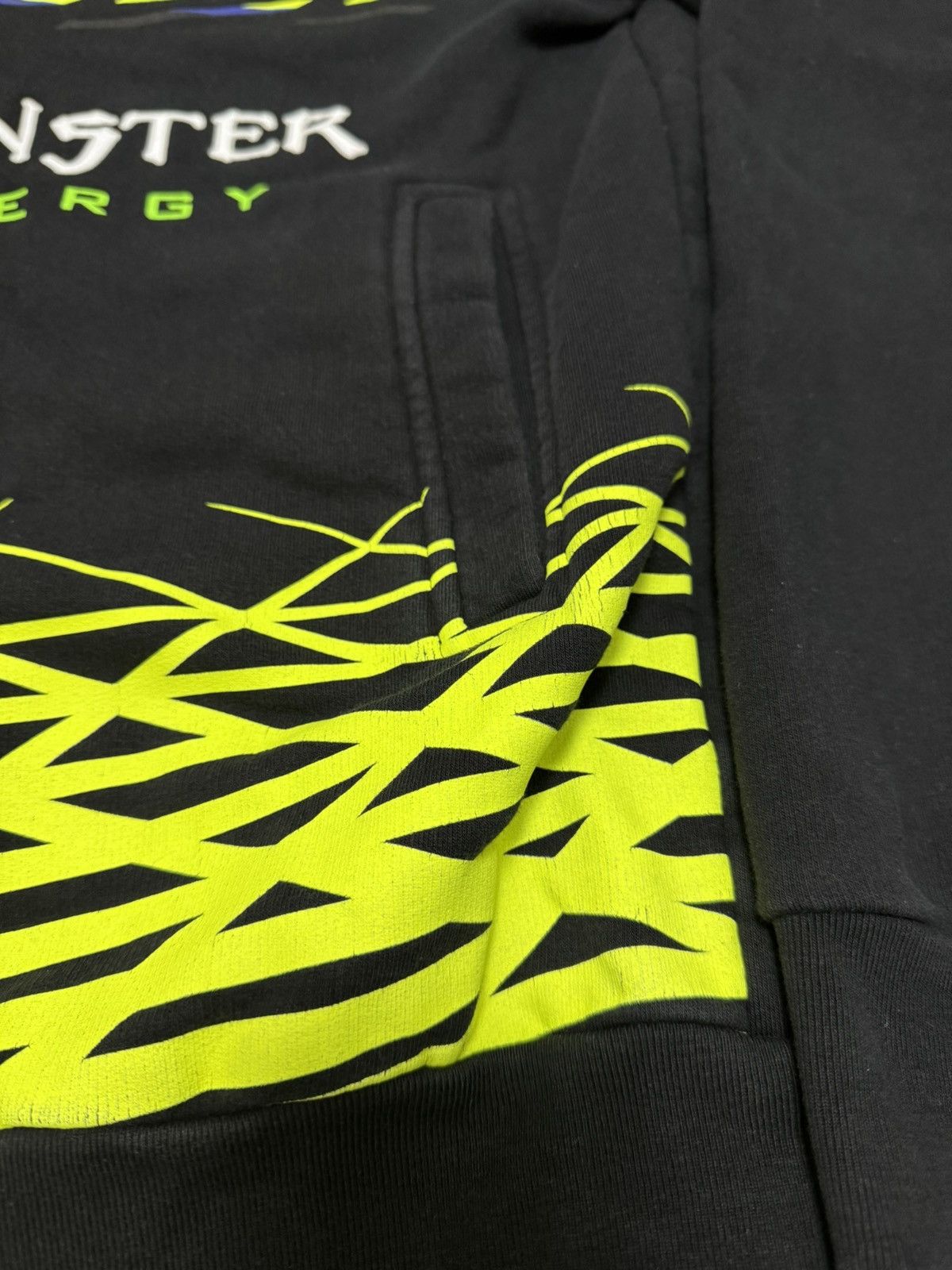 Vintage Monster Energy VR 46 Racing Hoodie size L Affliction Style Size US L / EU 52-54 / 3 - 8 Thumbnail