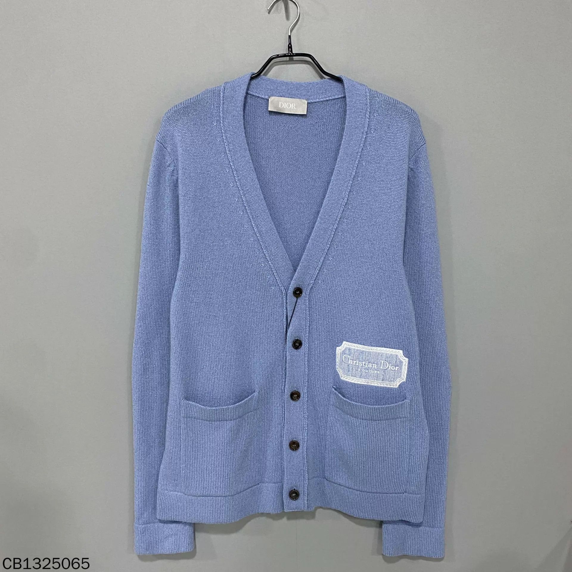 Dior Dior Light Blue Embroidered Logo Cashmere Cardigan M Size M / US 6-8 / IT 42-44 - 1 Thumbnail