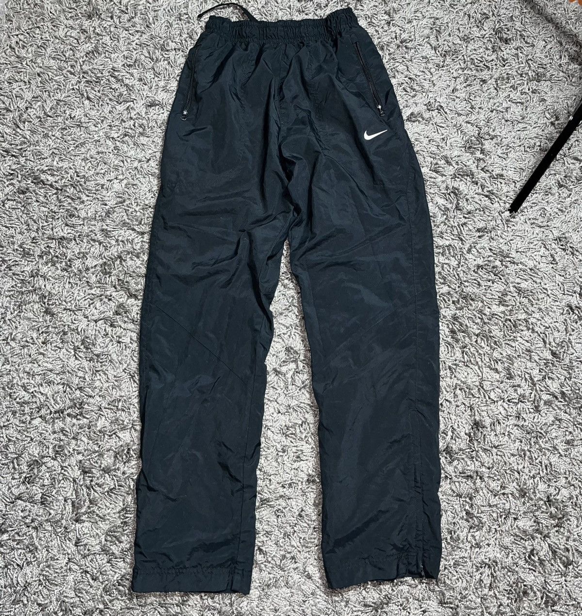 Nike NIKE VINTAGE Y2K NYLON DRILL STYLE PANTS Size US 31 - 1 Thumbnail