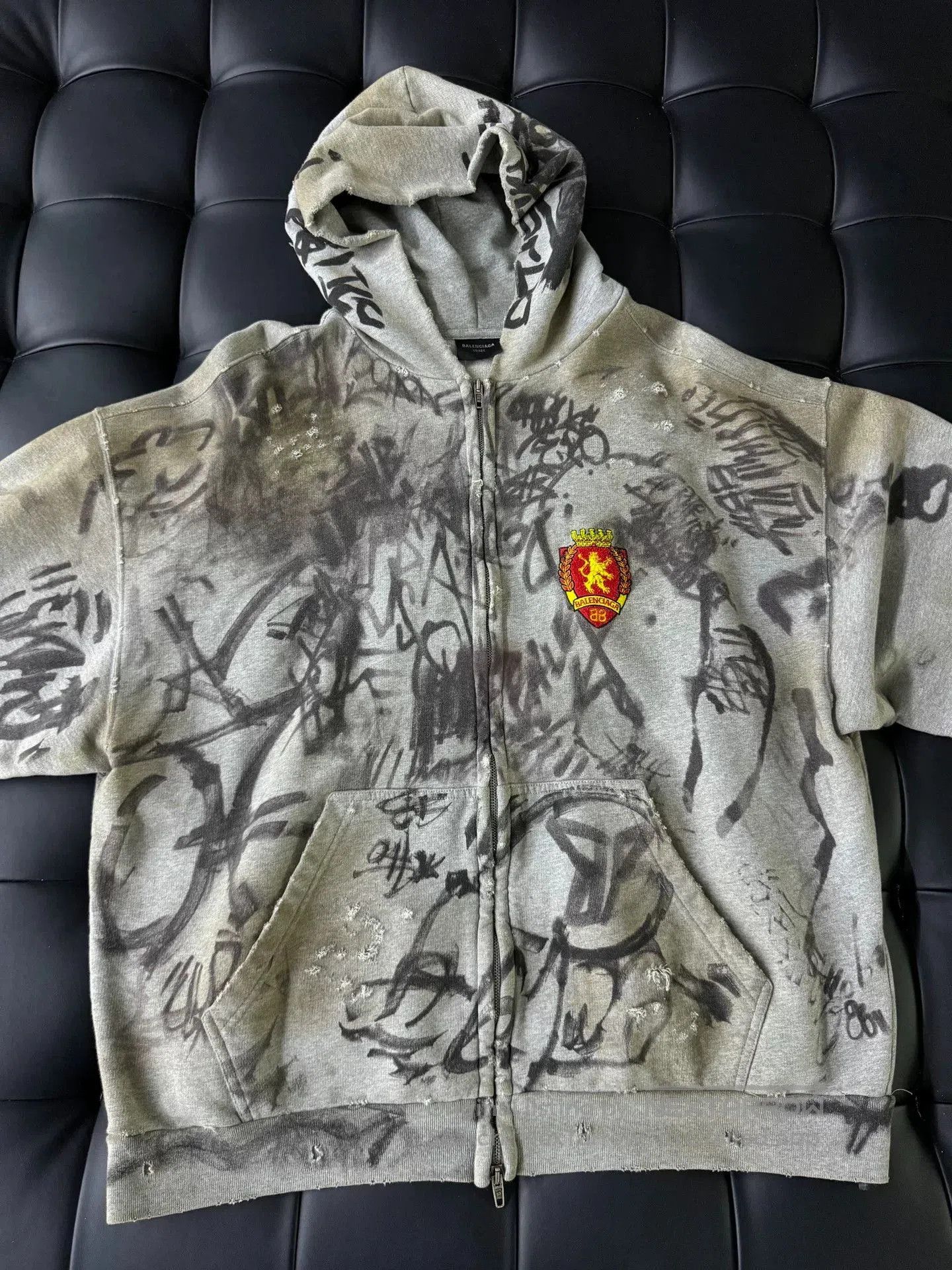 Balenciaga Balenciaga Manchester United Graffiti Hoodie. Size US M / EU 48-50 / 2 - 1 Thumbnail