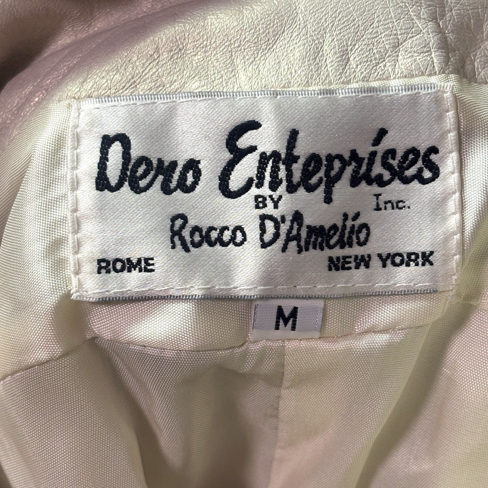 Vintage VINTAGE Dero by Rocco D’Amelio Ivory Leather Coat Women MED Pleated Sleeves Overcoat Size M / US 6-8 / IT 42-44 - 2 Thumbnail