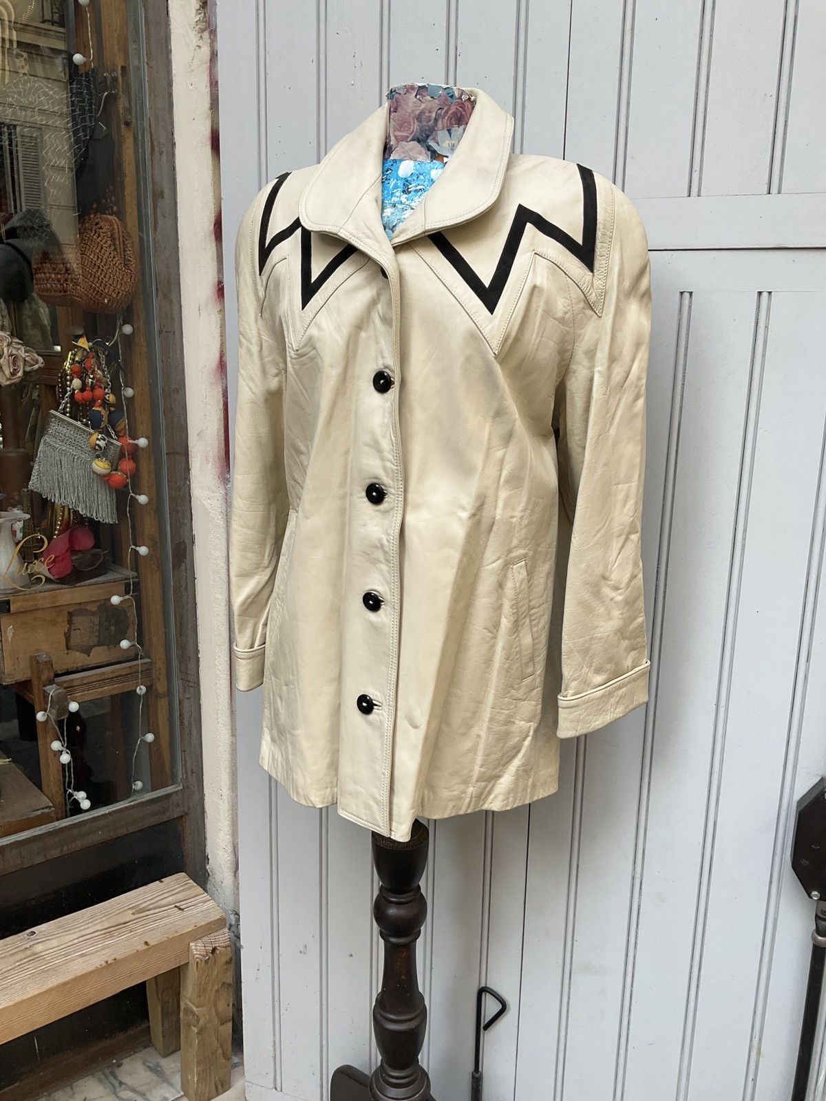 Vintage 70s leather jacket Size XXL / US 16-18 / IT 52-54 - 1 Thumbnail
