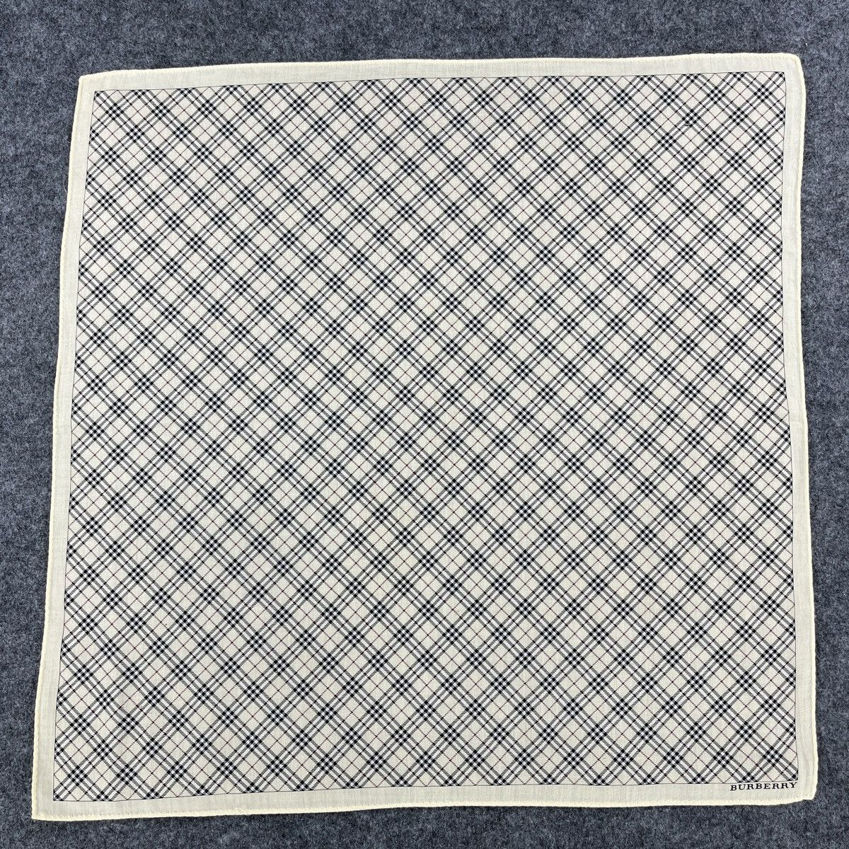 Burberry Burberry Handkerchief / Bandana / Neckerchief B130 Size ONE SIZE - 5 Thumbnail
