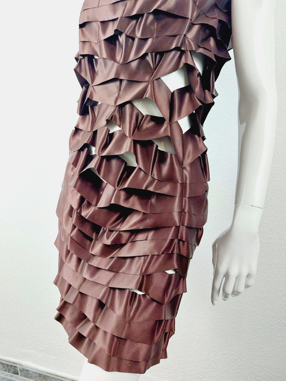 Issey Miyake Vintage Issey Miyake Bronze Satin Ribbon Cage Dress, 1990s Size XS / US 0-2 / IT 36-38 - 5 Thumbnail