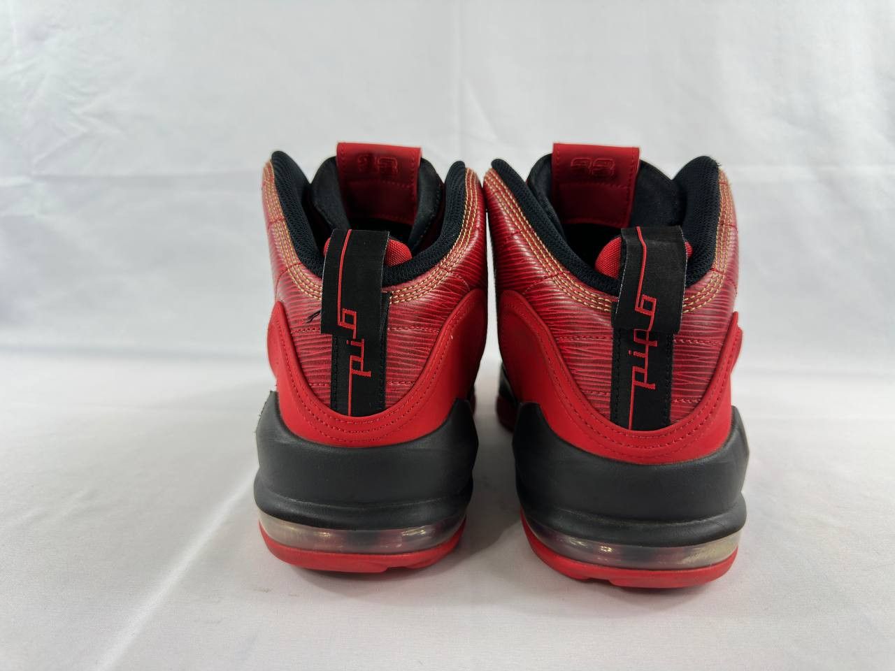 Nike Nike Air Pippen 6 University Red 2015 Size US 13 / EU 46 - 9 Thumbnail