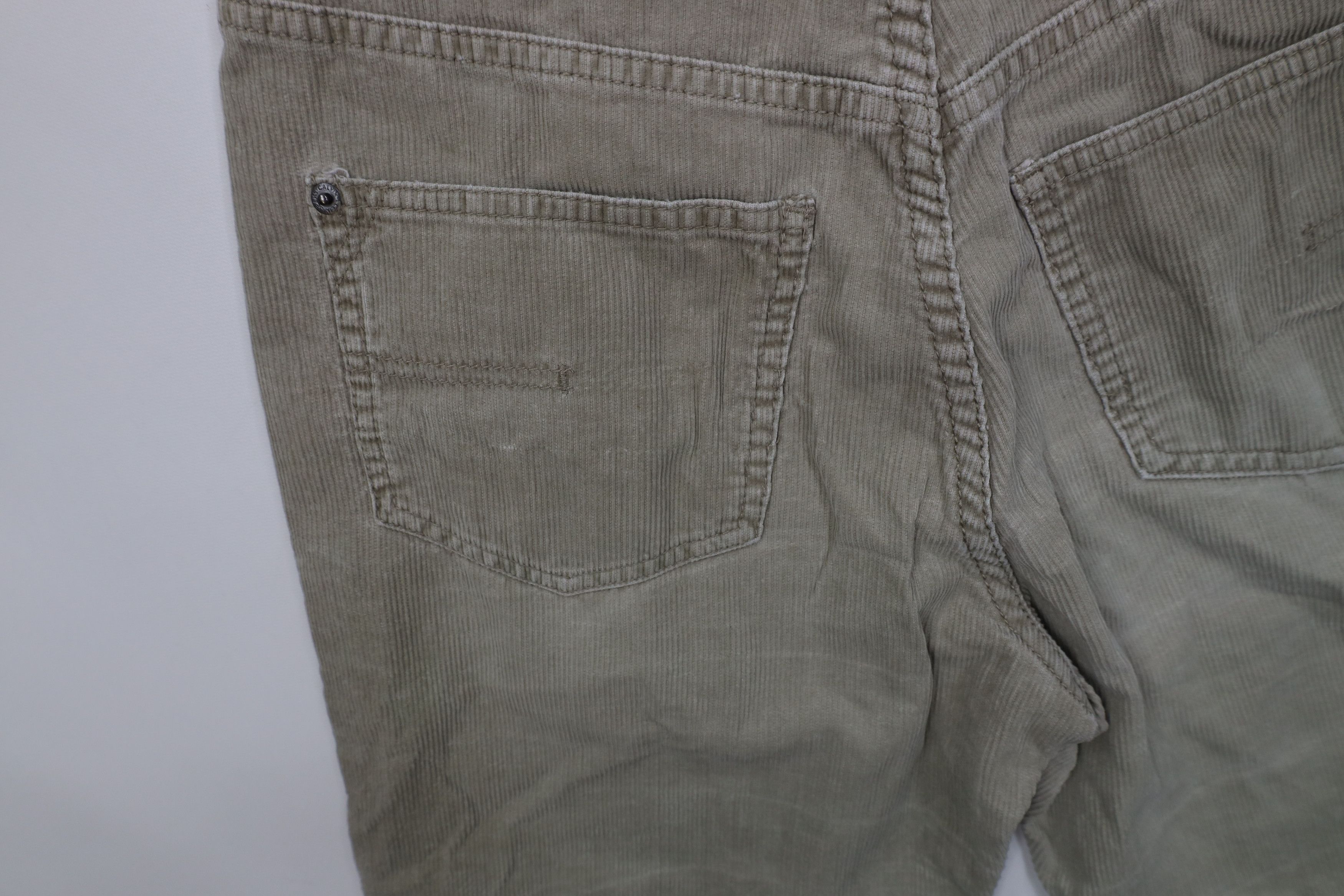 Calvin Klein Vintage 90s Y2K Calvin Klein Straight Leg Corduroy Pants Size US 30 / EU 46 - 13 Thumbnail