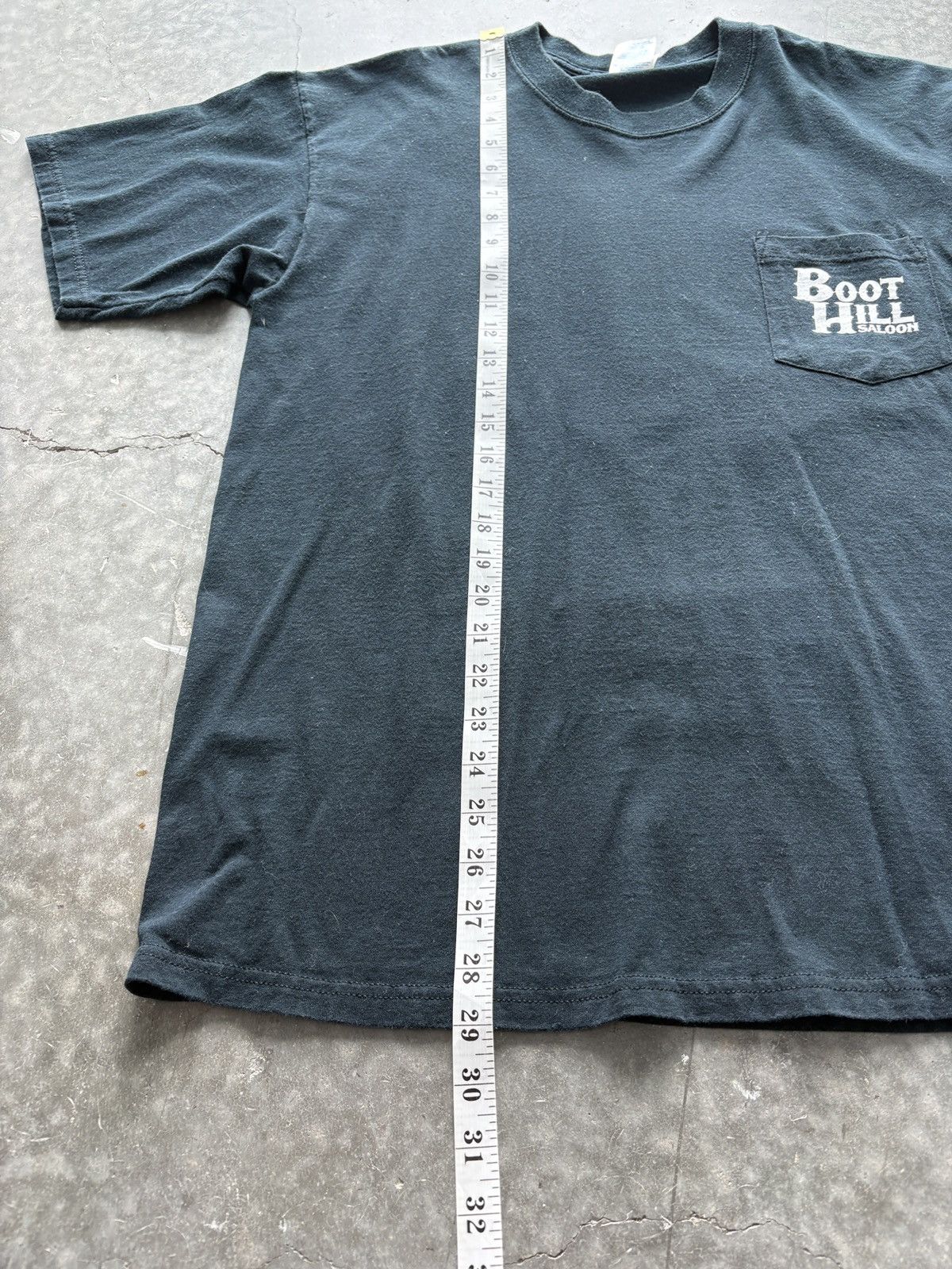 Vintage Vintage Y2K Boot Hill Saloon Graphic Tee Size US L / EU 52-54 / 3 - 9 Thumbnail