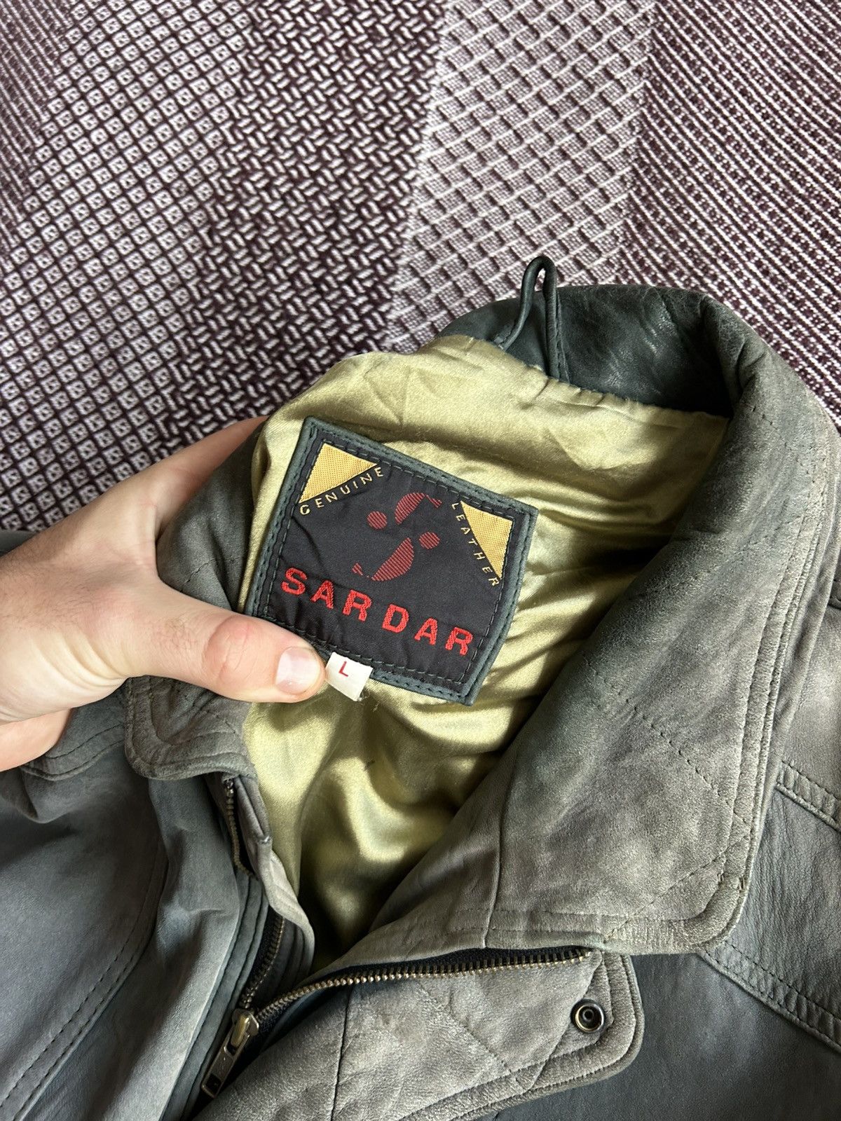 Genuine Leather Vintage Leather Bomber Jacket Heavy Faded Thrashed Size L Size US L / EU 52-54 / 3 - 7 Thumbnail