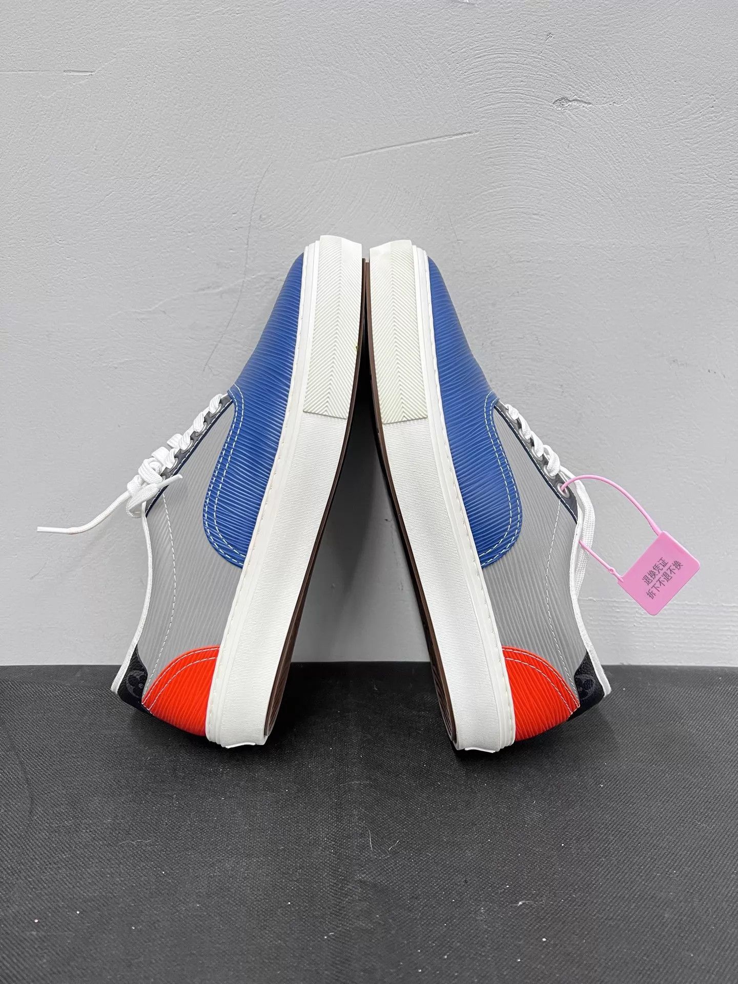 Louis Vuitton LV Gray-Blue Colorblocked Epi Sneaker UK7.5 MINT BF4068 Size US 8.5 / EU 41-42 - 6 Thumbnail