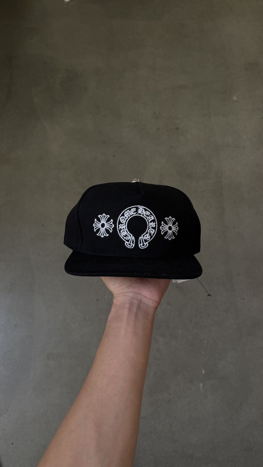 Chrome Hearts Chrome Hearts Horseshoe Cross Baseball Hat Size ONE SIZE - 1 Thumbnail