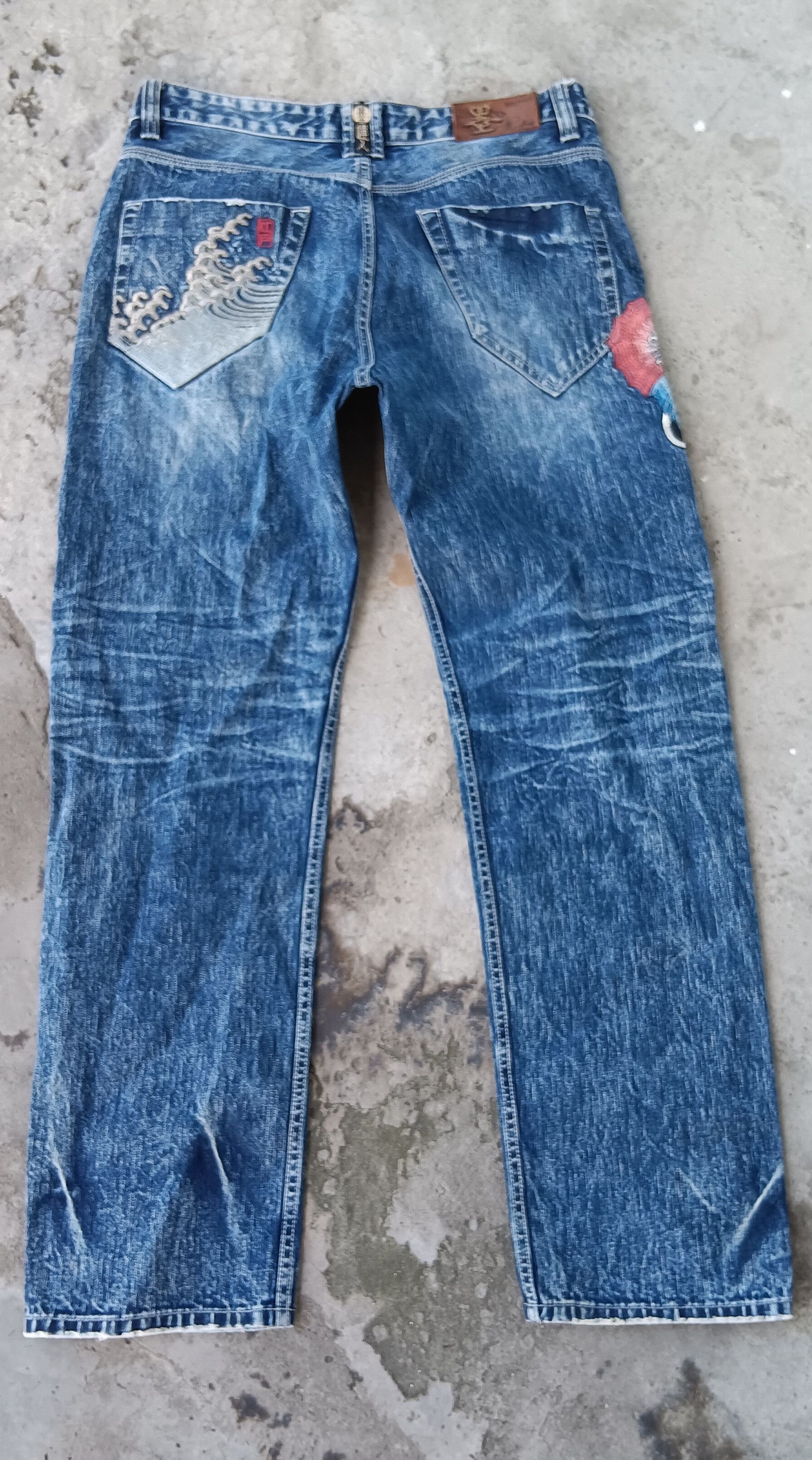 Japanese Brand × Kings Of Indigo Osaka Big Train Art Sukajan Koi Fish Embroidered Denim Size US 37 - 4 Thumbnail
