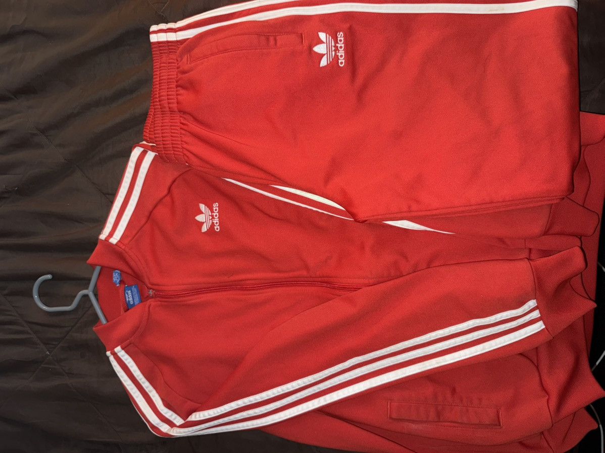 Adidas tracksuit classic