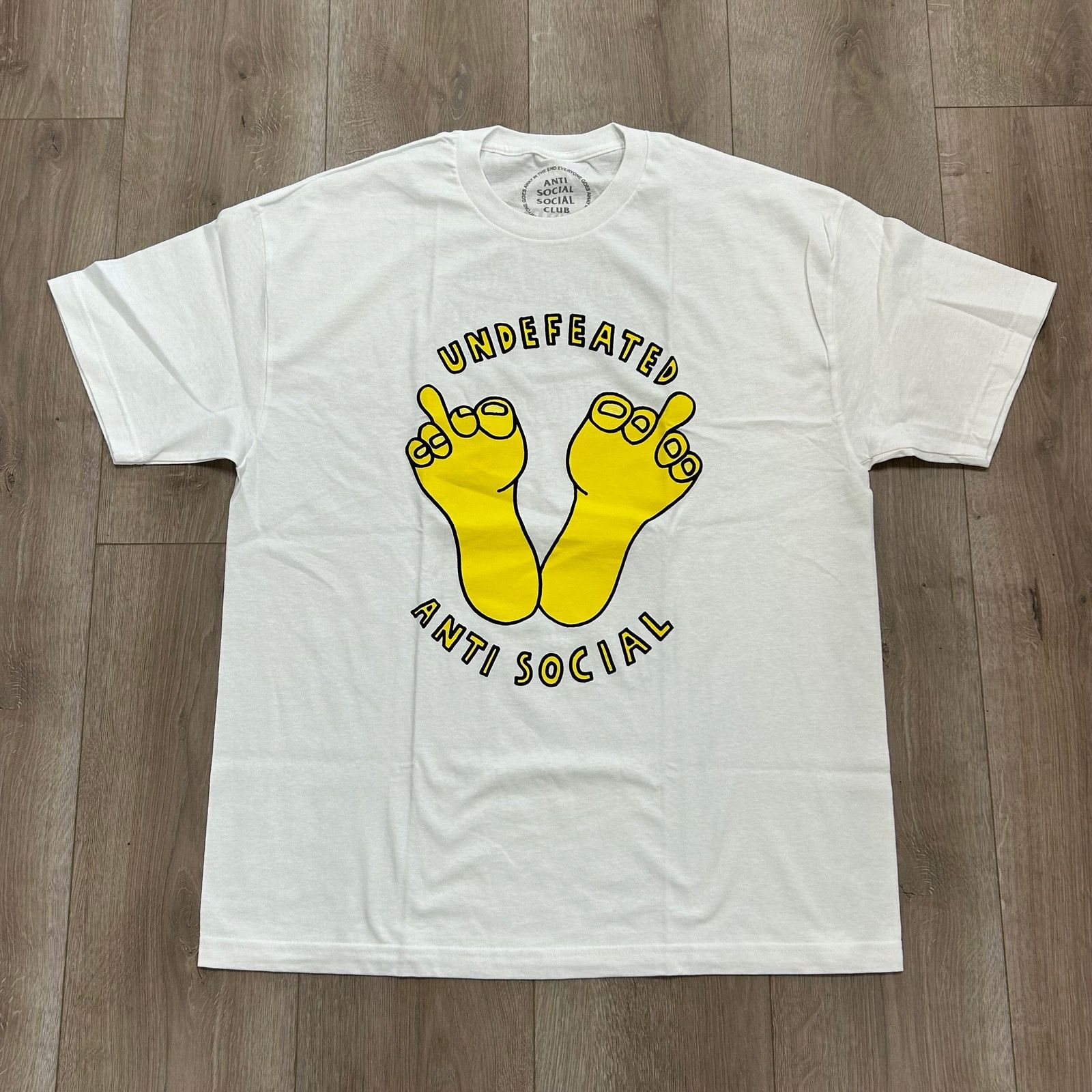 Anti Social Social Club Anti Social Social Club x Undefeated Middle Finger Tee Shirt Size US XL / EU 56 / 4 - 1 Thumbnail