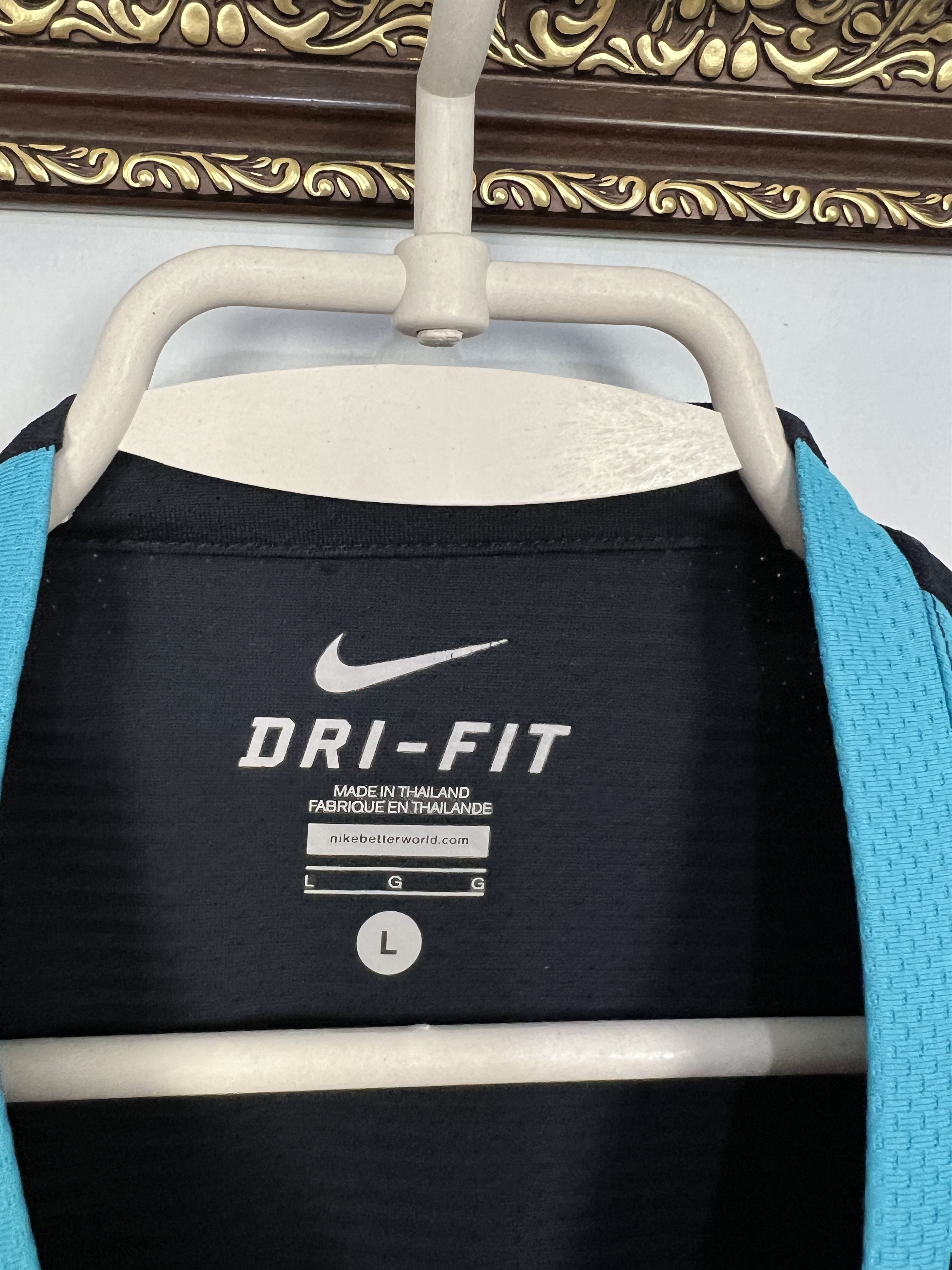 Nike Vintage Nike Manchester City Player Issue Train Shirt Soccer Size US L / EU 52-54 / 3 - 8 Thumbnail
