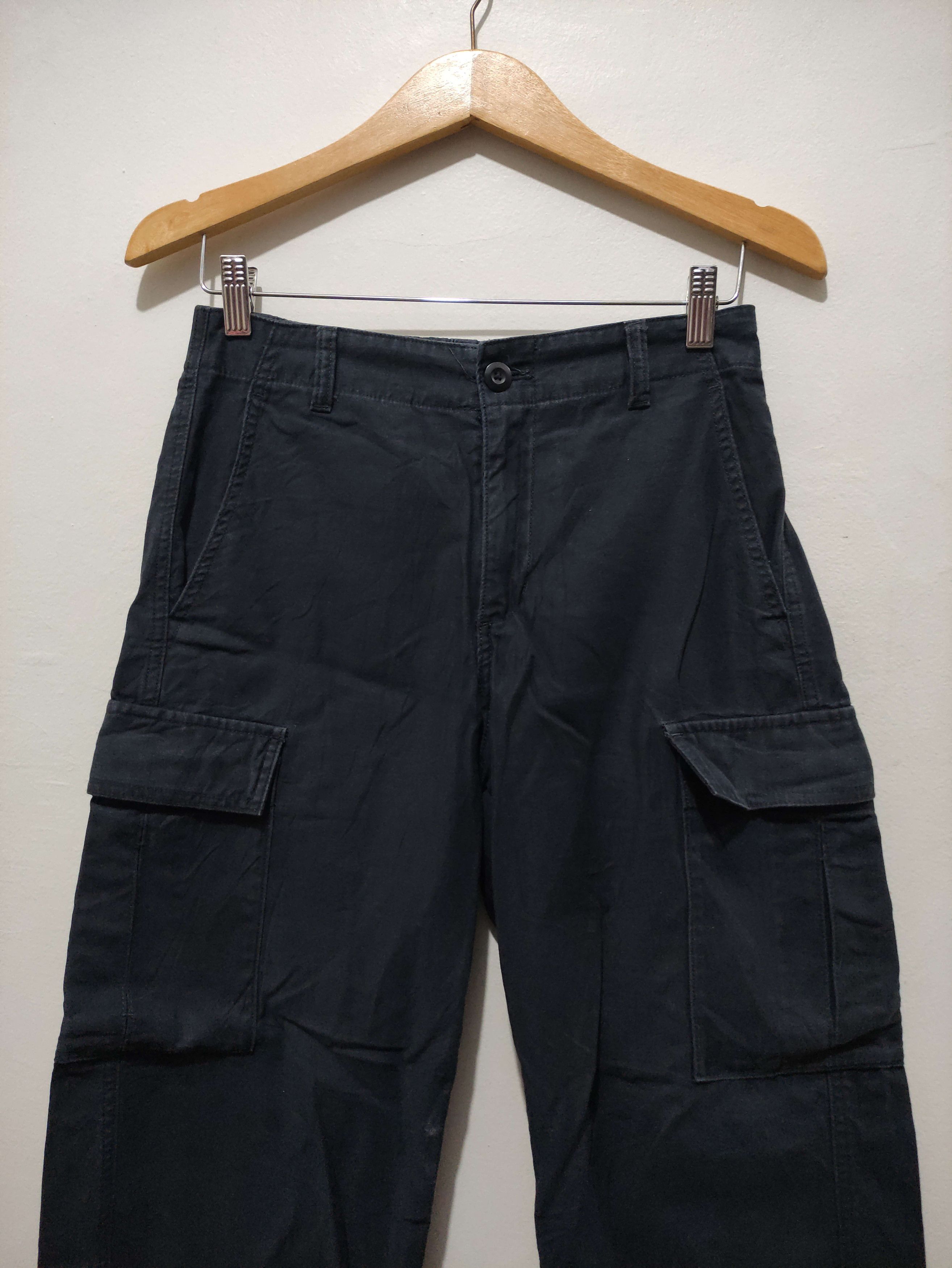 Uniqlo UNIQLO blue navy cargo pant Size US 30 / EU 46 - 5 Thumbnail