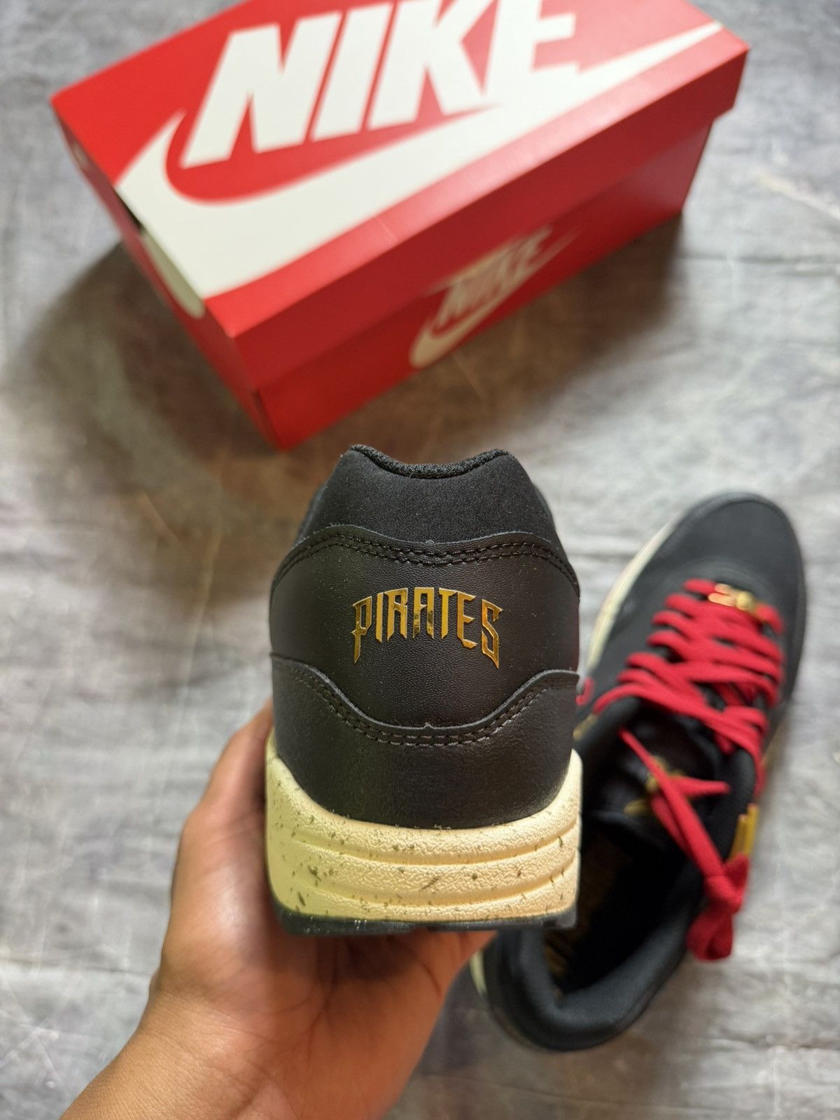 Nike Nike Air Max 1 Pittsburgh Pirates City Connect Size US 12 / EU 45 - 7 Thumbnail
