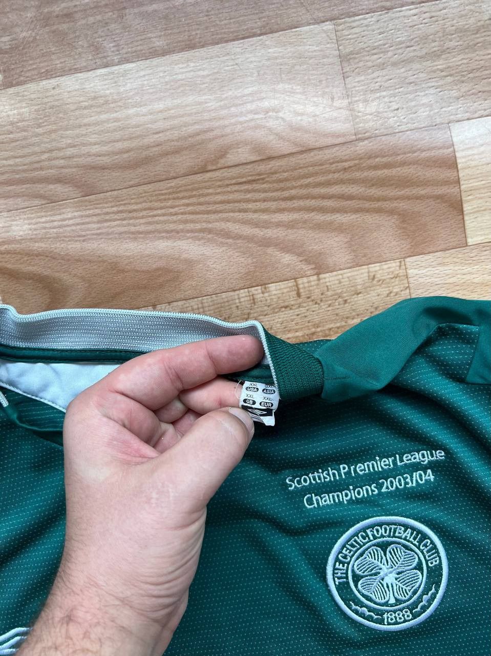 Umbro 2004/5 CELTIC AWAY SOCCER JERSEY FOOTBALL SHIRT UMBRO RARE Size US XXL / EU 58 / 5 - 10 Thumbnail
