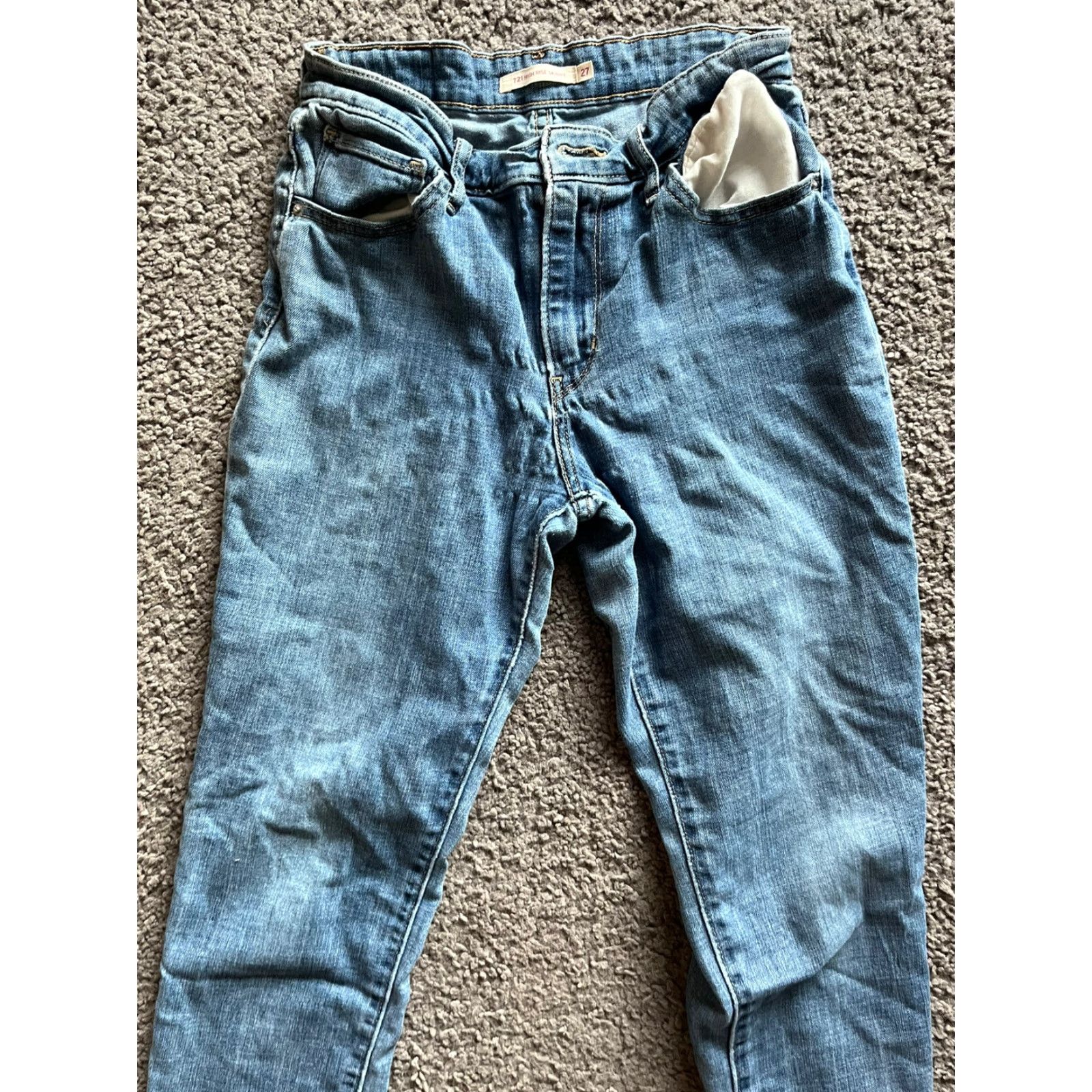 Levi's Levi's Jeans Women's 721 High-Rise Skinny Waist 27x30 Medium Wash Size 27" / US 4 / IT 40 - 4 Thumbnail