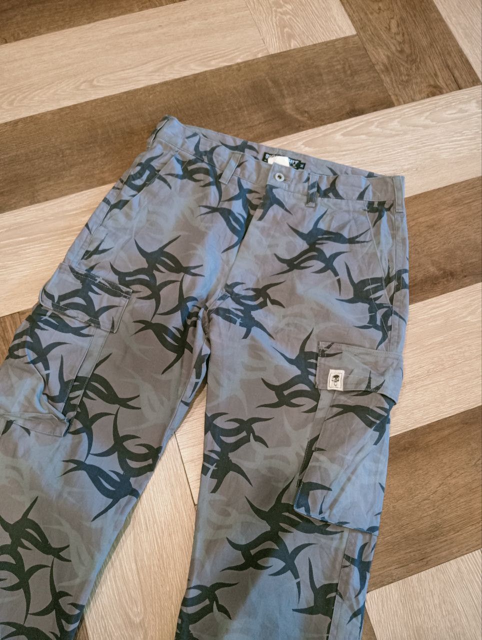 Japanese Brand VINTAGE SKULLSHIT JAPAN TRIBAL CAMO CARGO PANTS Size US 29 - 4 Thumbnail