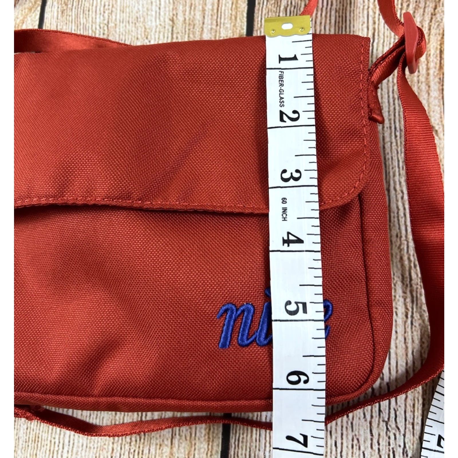 Nike Nike Crossbody Bag Small Orange Blue Purse Women's Orange Exterior Polyester Canvas 2 spots back Crossbody N/A Size ONE SIZE - 4 Thumbnail