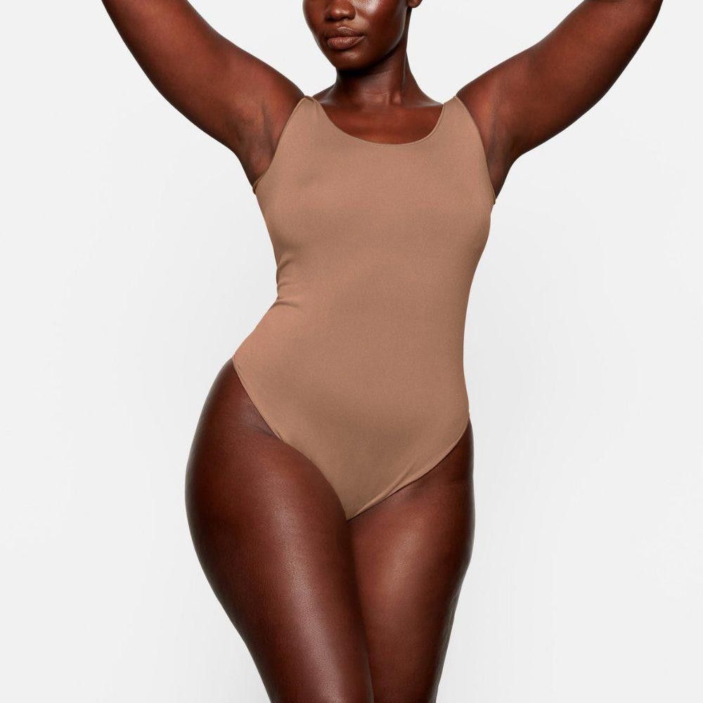 Designer CT630 Skims NWOT Essential Scoop Neck Bodysuit Brief Sienna Size S / US 4 / IT 40 - 2 Thumbnail