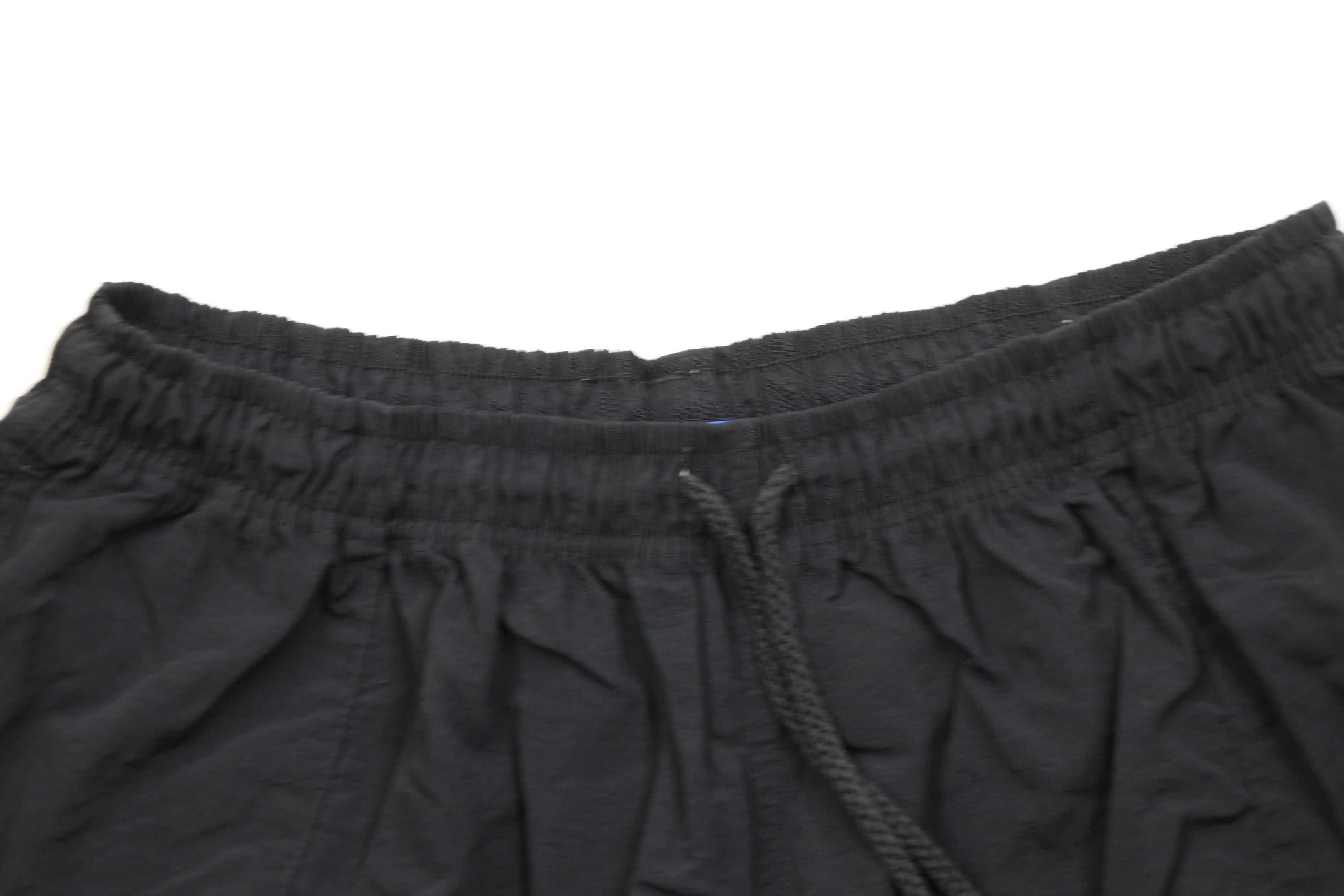Reebok Vintage 90s Reebok Spell Out Above Knee Shorts Black Nylon Size US 38 / EU 54 - 2 Thumbnail