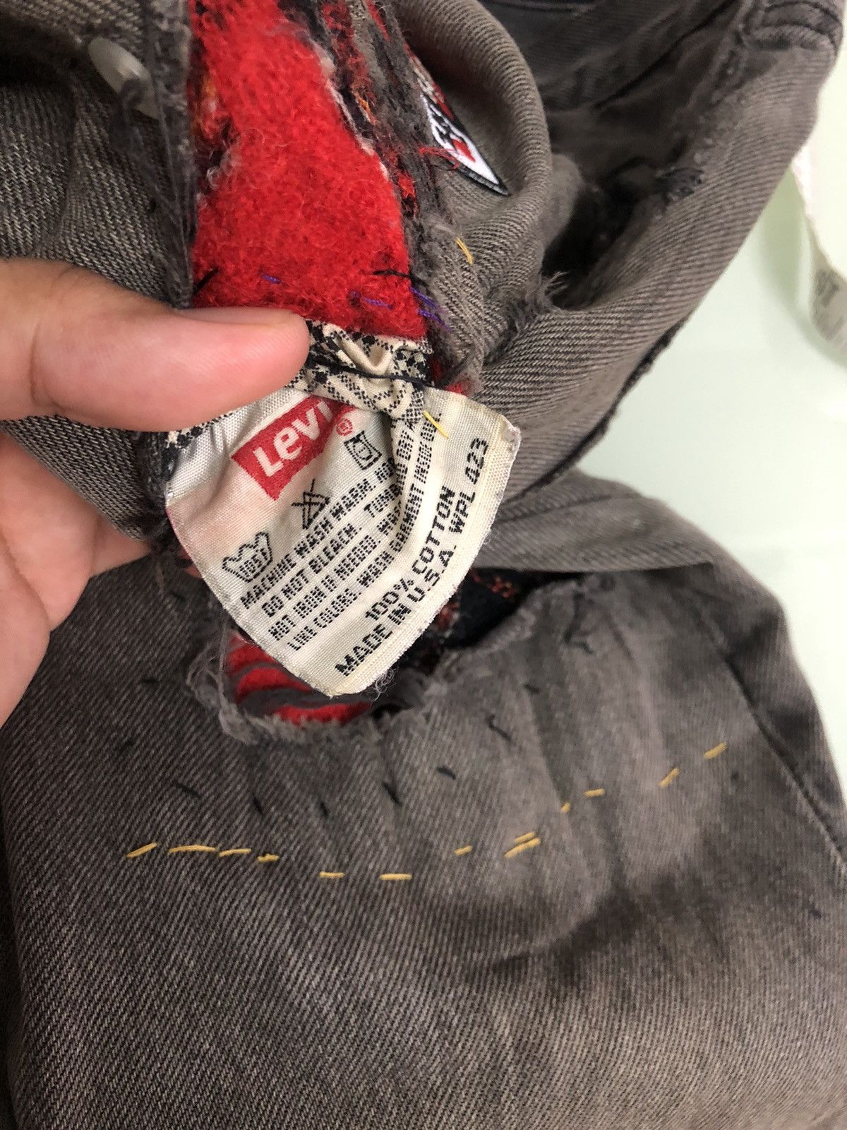 Levi's Rare❗️Vintage 90s Levis 501 Distressed Multi Patches Jeans Size US 32 / EU 48 - 17 Thumbnail