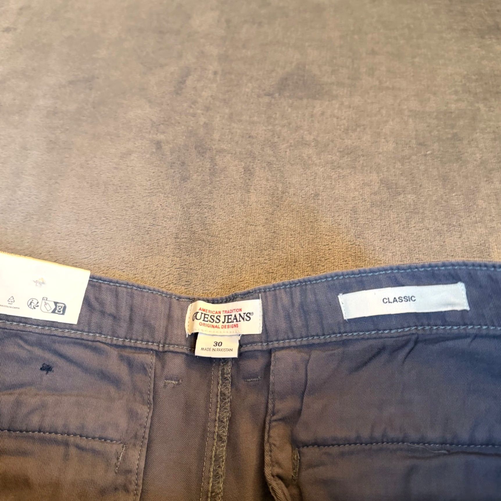 Guess Guess Jeans Chino Pants Mens 30x32 Flat Front Regular Fit Grey Canvas Cotton Blend 5-Pocket Wrinkle Resistant Casual Business Size US 30 / EU 46 - 6 Thumbnail