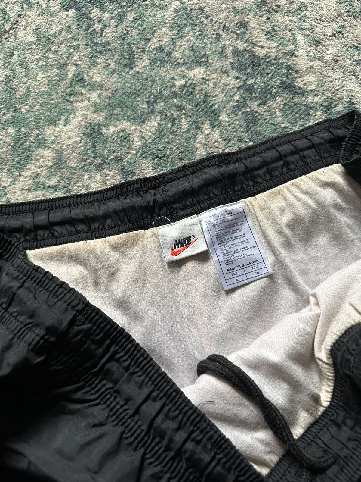 Nike VINTAGE NIKE SWOOSH TN SKEPTA STYLE NYLON TRACK PANTS Y2K XL Size US 36 / EU 52 - 5 Thumbnail