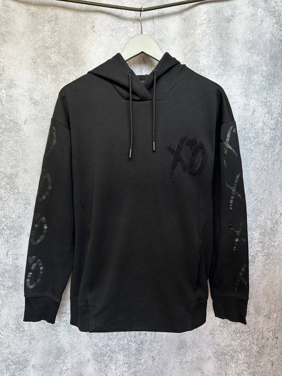 he Weeknd H&M Black XO Hoodie Embroidered Logo Sweatshirt