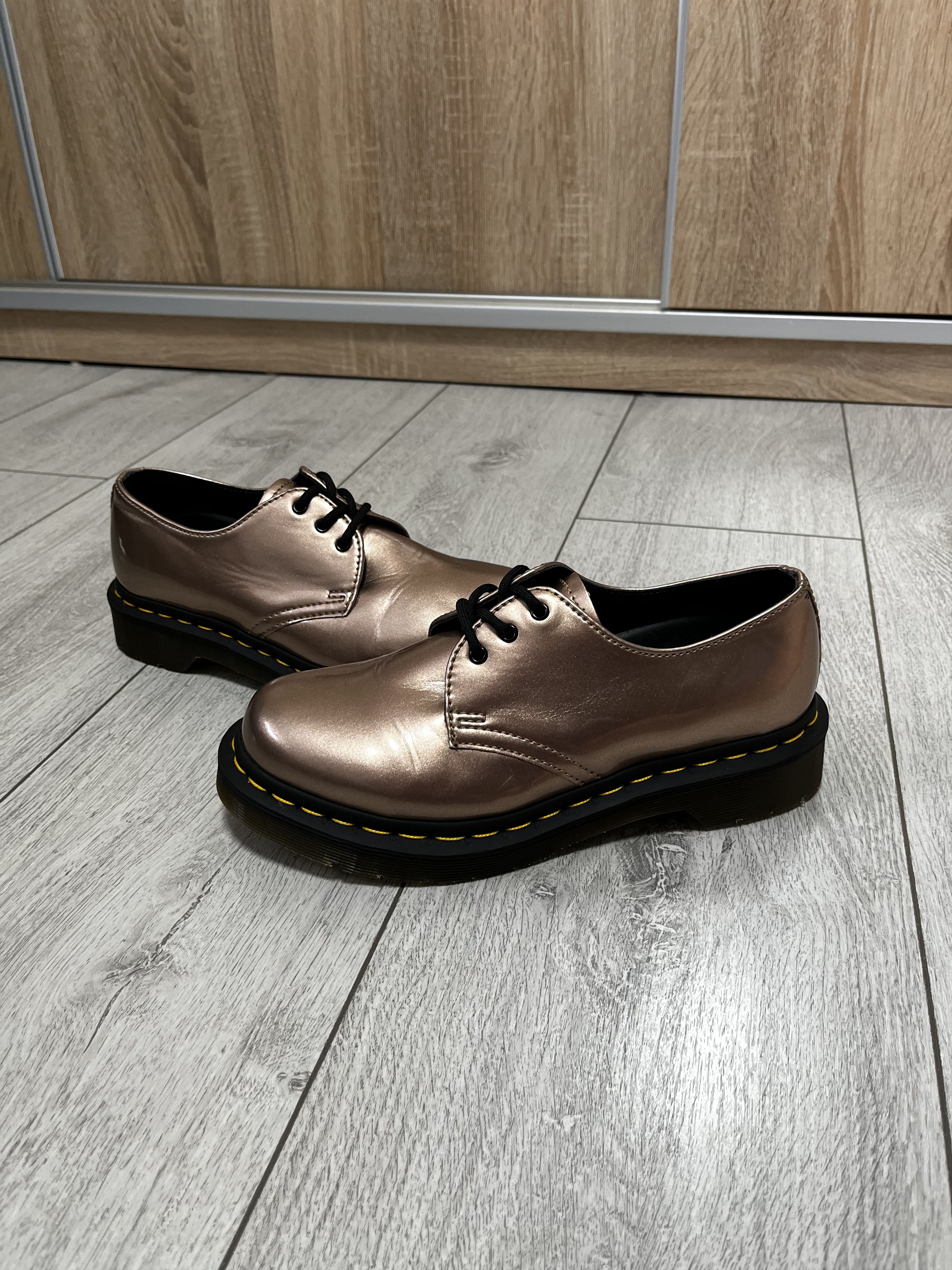 Dr. Martens ♥️ Dr. Martens Vegan 1461 Rose Gold Chrome Metallic Paint Size US 7 / IT 37 - 4 Thumbnail