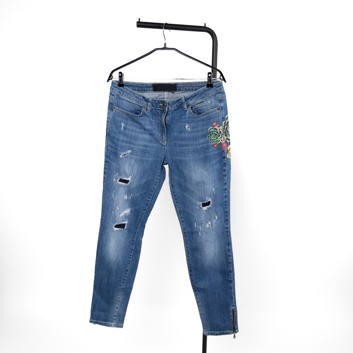 Other Marc Aurel Womens Blue Jeans Floral Print Distressed Size 34" / US 12 / IT 48 - 1 Thumbnail