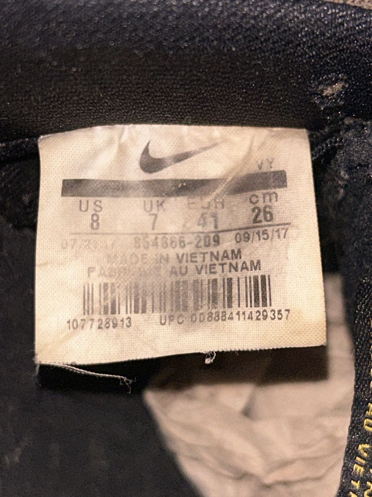 Nike RARE SKATE CAMO Nike SB Dunk Low Size US 8 / EU 41 - 9 Thumbnail