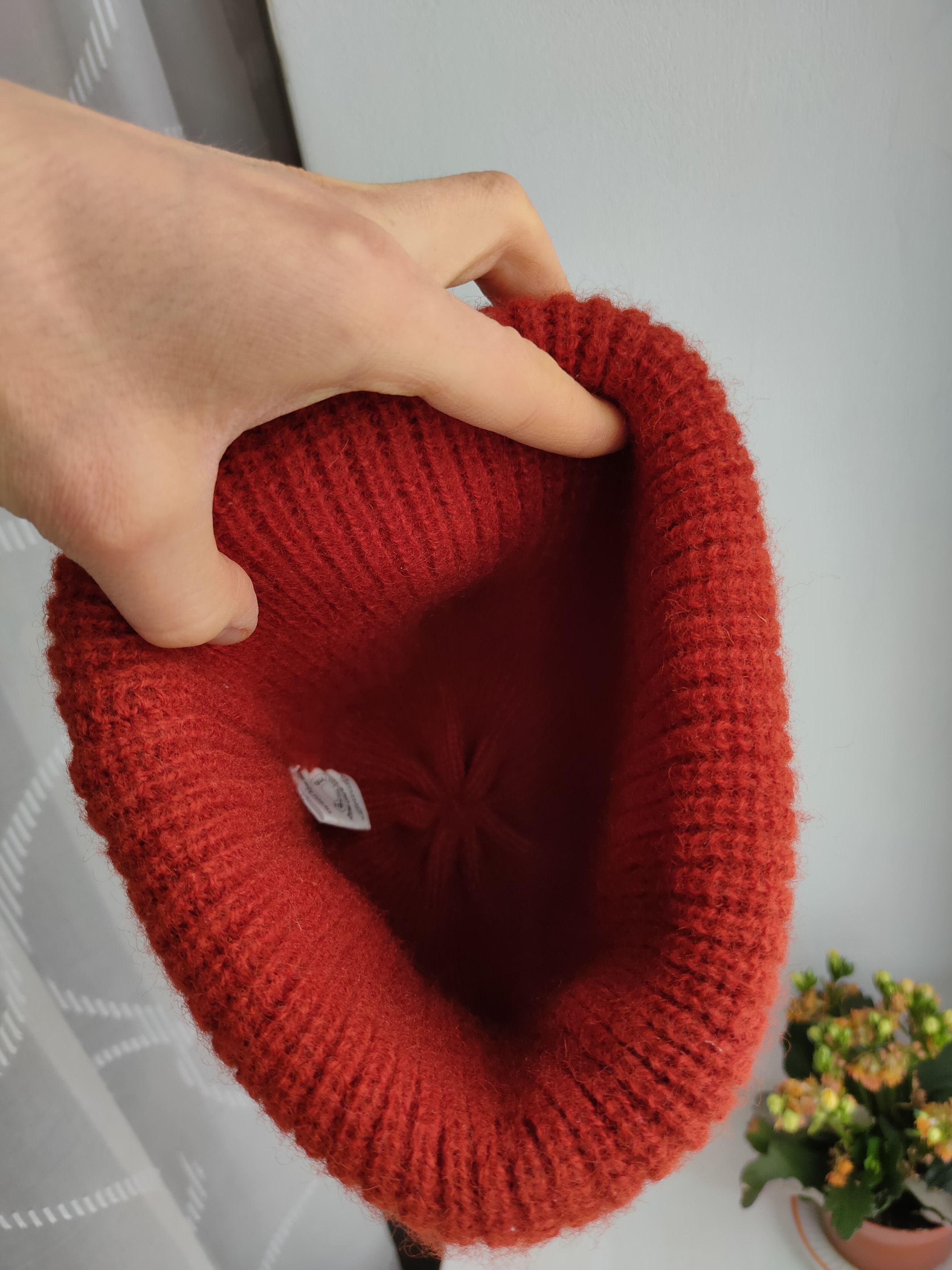 Designer Wynnster Shetland Wool Beanie Hat Woman's wool hat Size ONE SIZE - 4 Thumbnail