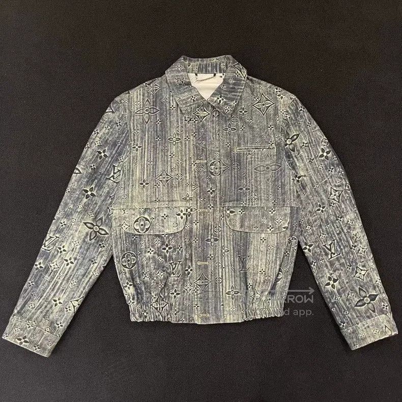 Louis Vuitton Louis Vuitton Full print denim jacket Size US S / EU 44-46 / 1 - 1 Thumbnail