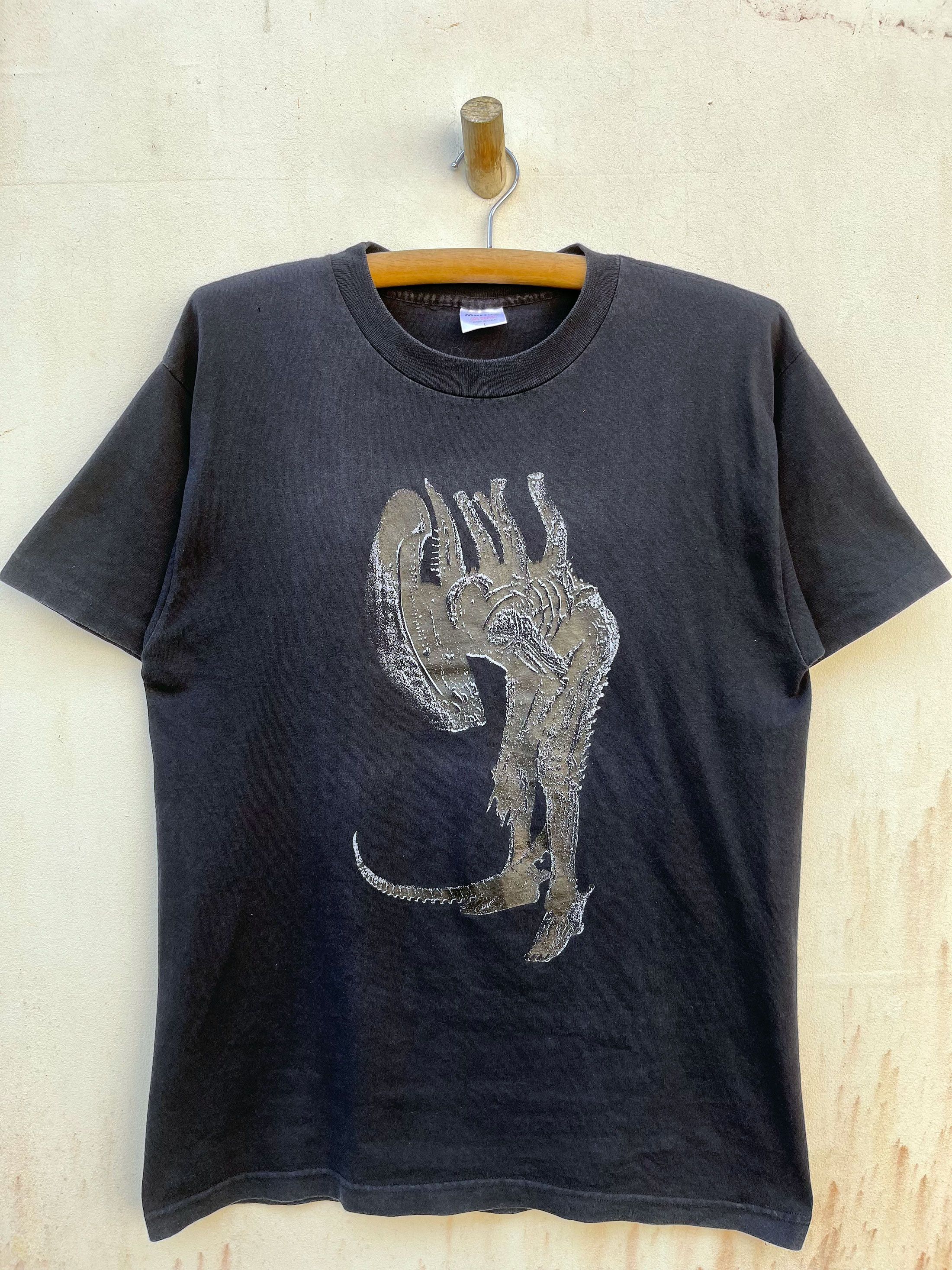 Arts & Science Vintage H.R Giger Aliens Xenomorph Size US L / EU 52-54 / 3 - 1 Thumbnail