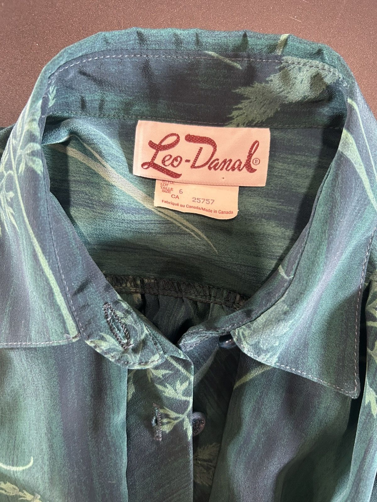 Other Vintage Leo-Danal Green Floral Belted Button Down Dress Size M / US 6-8 / IT 42-44 - 2 Thumbnail