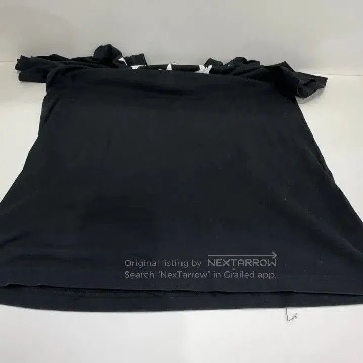 Givenchy Givenchy Star Embroidered Short Sleeve T-Shirt. Size US S / EU 44-46 / 1 - 6 Thumbnail