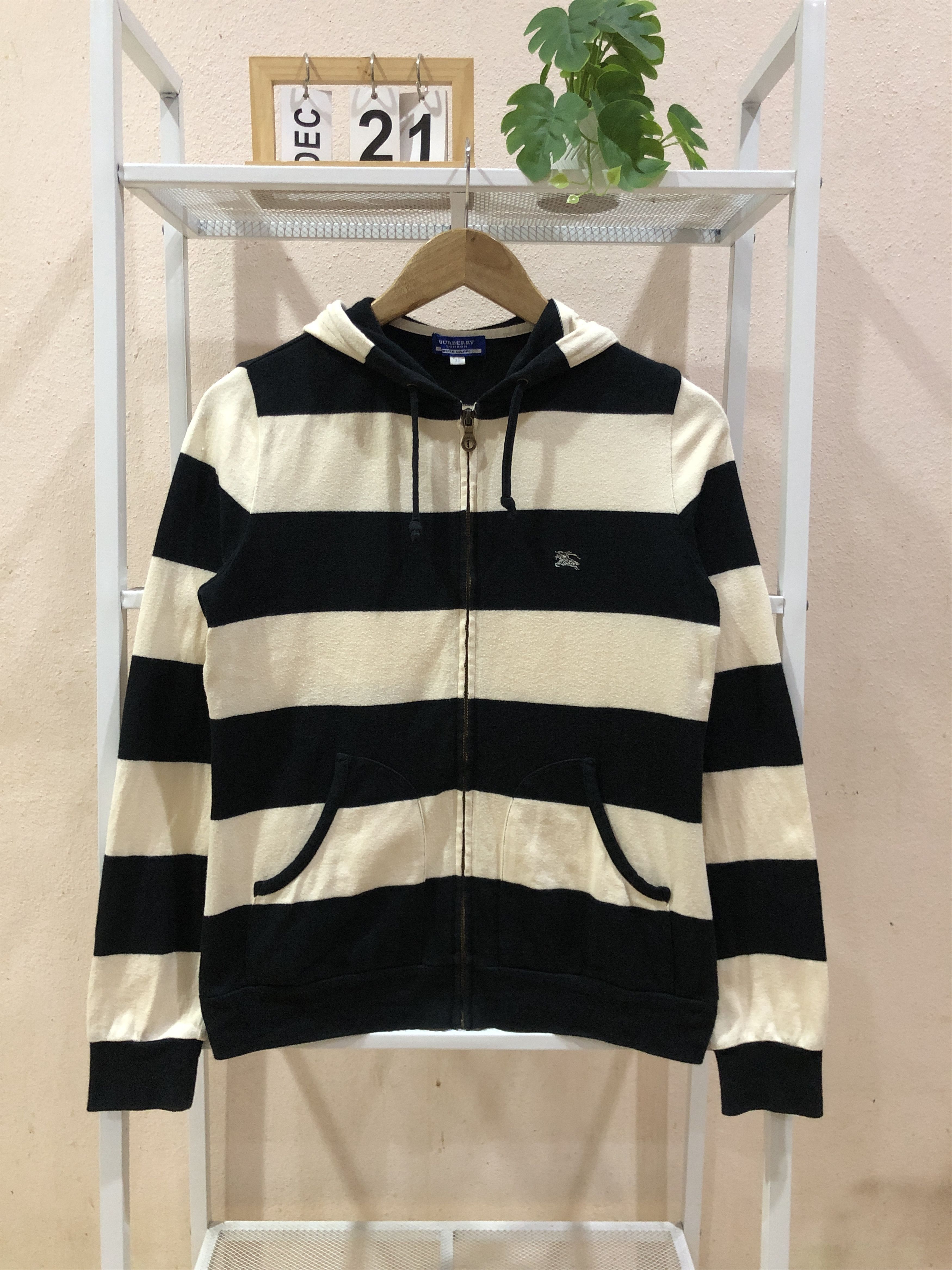 Burberry Burberry Blue Label Striped Zip Up Hoodie Size M / US 6-8 / IT 42-44 - 1 Thumbnail