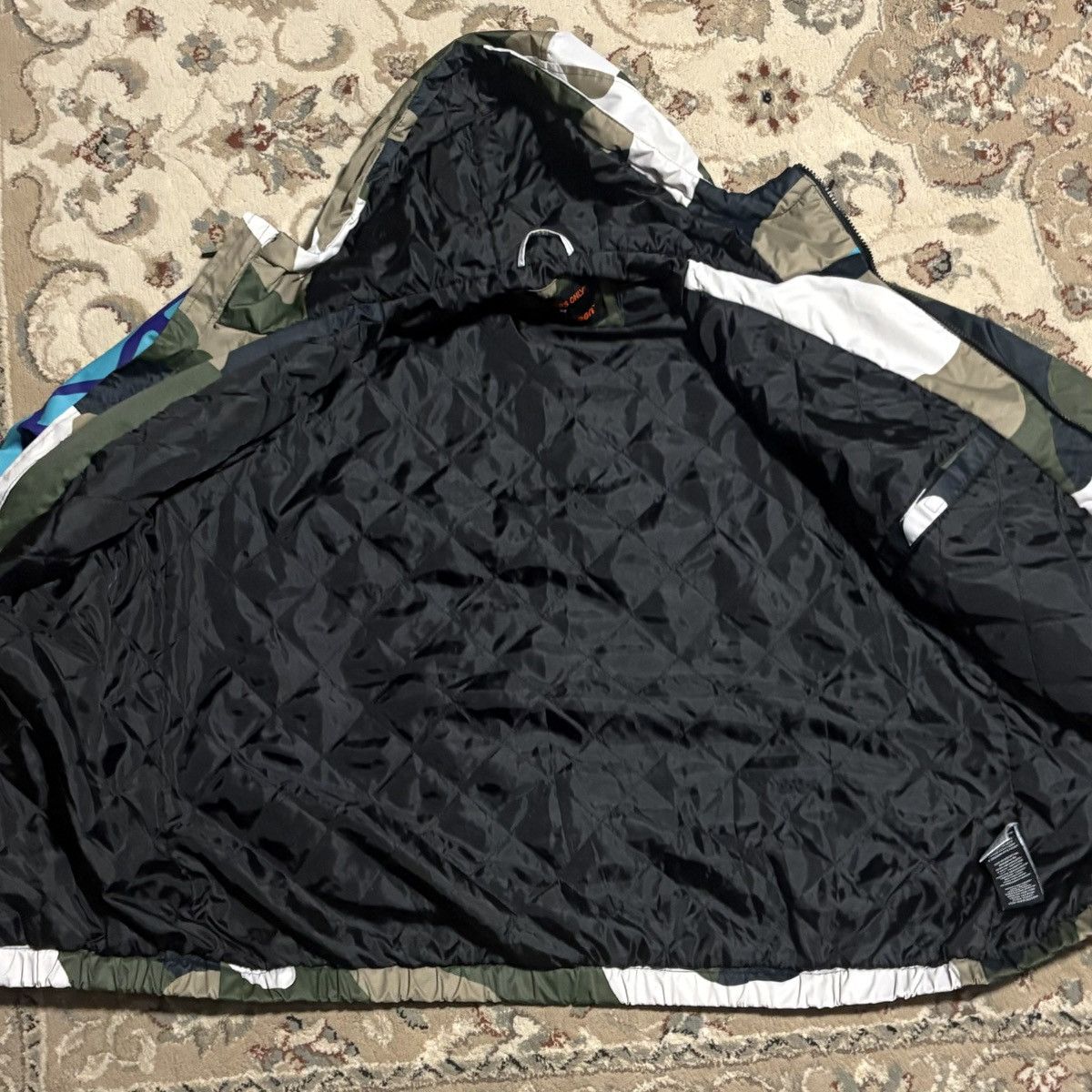 Members Only Members Only Nickolodeon Rugrats Reptar Camo Jacket Like New Size US XL / EU 56 / 4 - 4 Thumbnail
