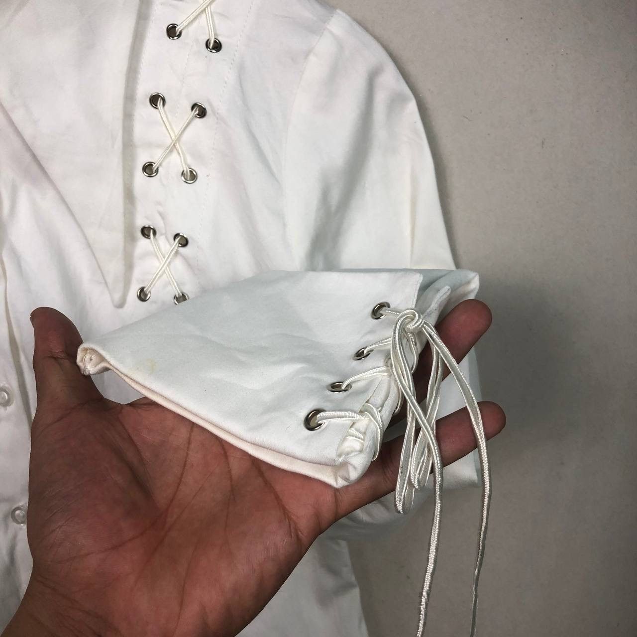 Expert Horror Vintage White Asymmetry Punk Goth Shirt Size US M / EU 48-50 / 2 - 5 Thumbnail