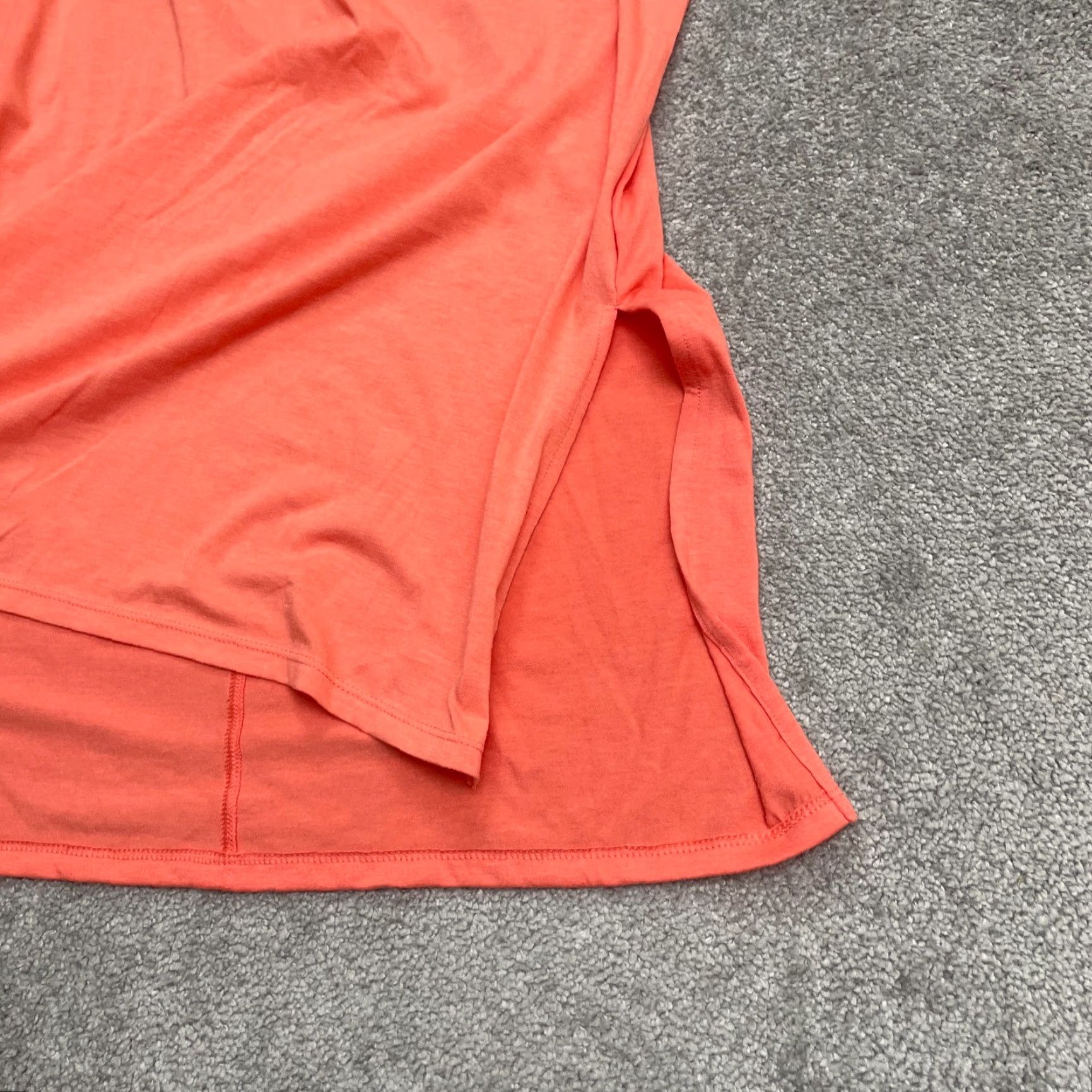 Vintage Bobbie Brooks Basic Tunic Tank Top Womnes Large Orange Sleeveless Slit Tank Casual Shirt Womens L Orange Sleeveless Tunic Bobbie Brooks Size L / US 10 / IT 46 - 5 Thumbnail