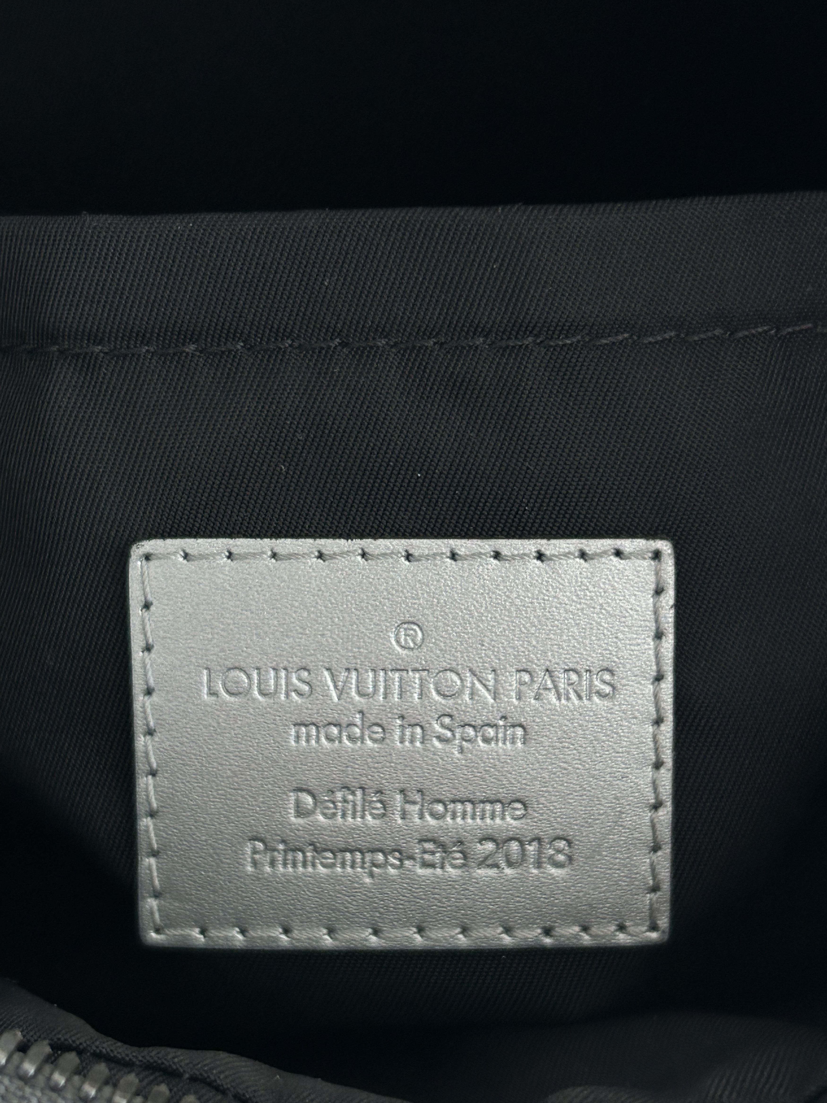 Louis Vuitton Louis Vuitton Silver Monogram Outdoor Messenger Bag Size ONE SIZE - 4 Thumbnail