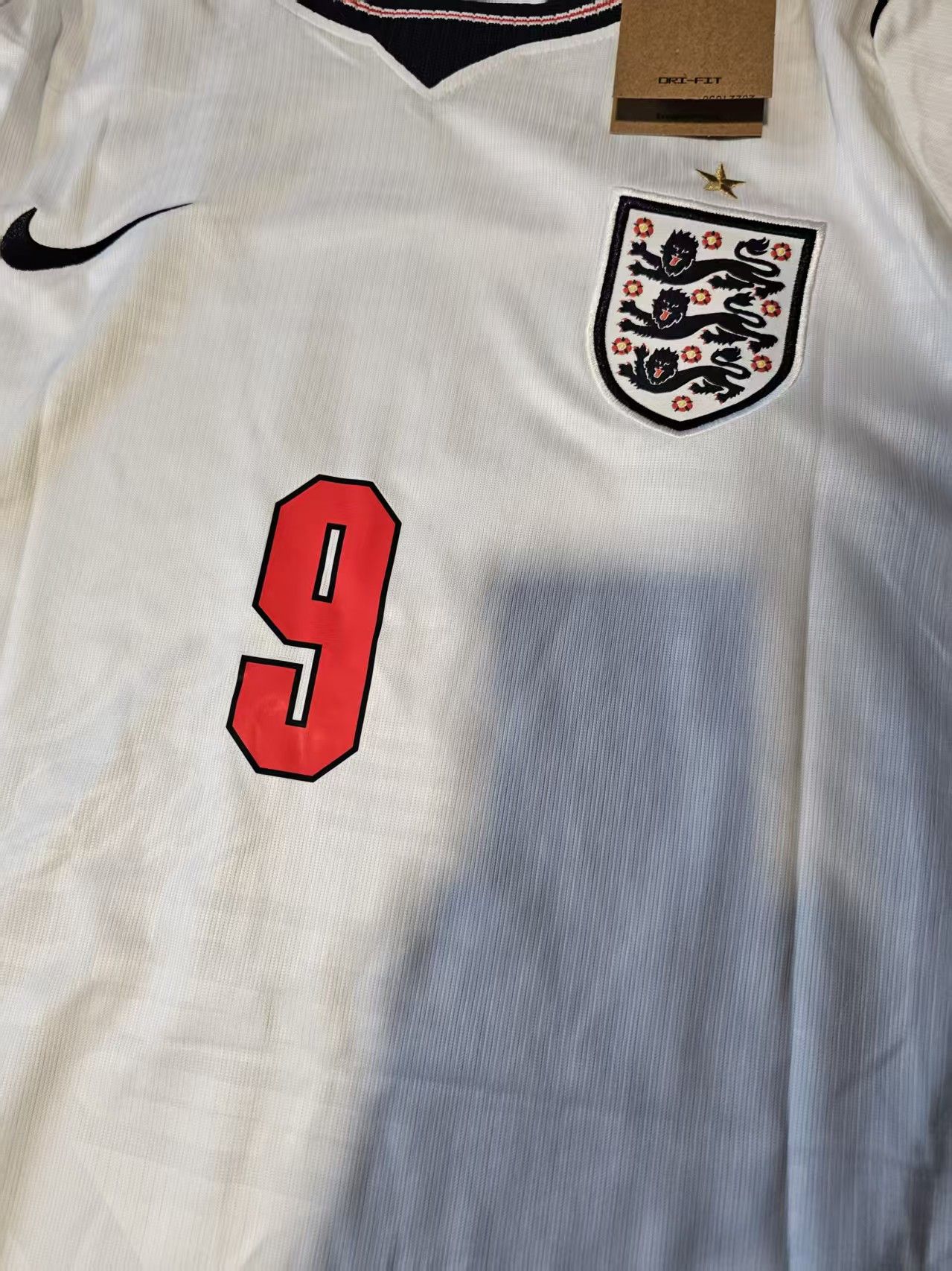Other 2026 World Cup England 9 Harry Kane Jersey Size US M / EU 48-50 / 2 - 3 Thumbnail