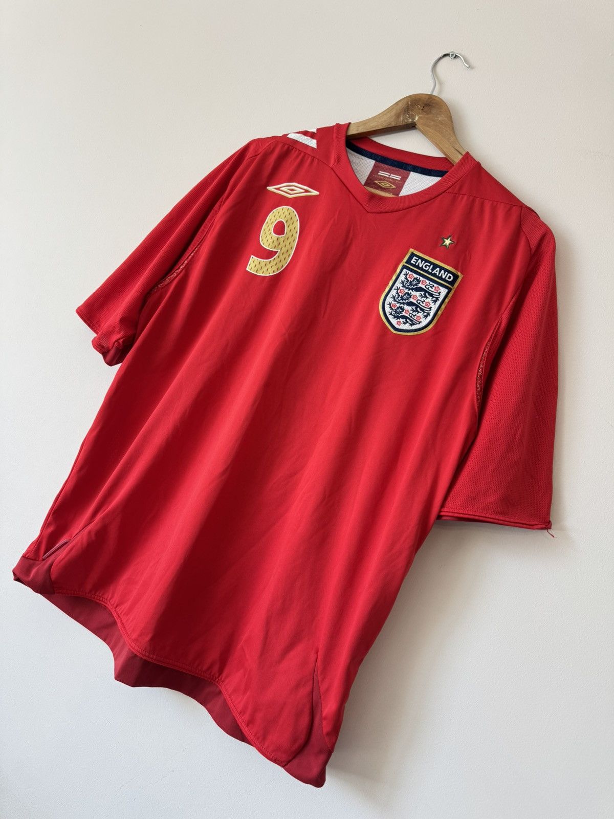 Umbro Rooney #9 England 2006-2007 Vintage Soccer Jersey Football Size US XL / EU 56 / 4 - 5 Thumbnail