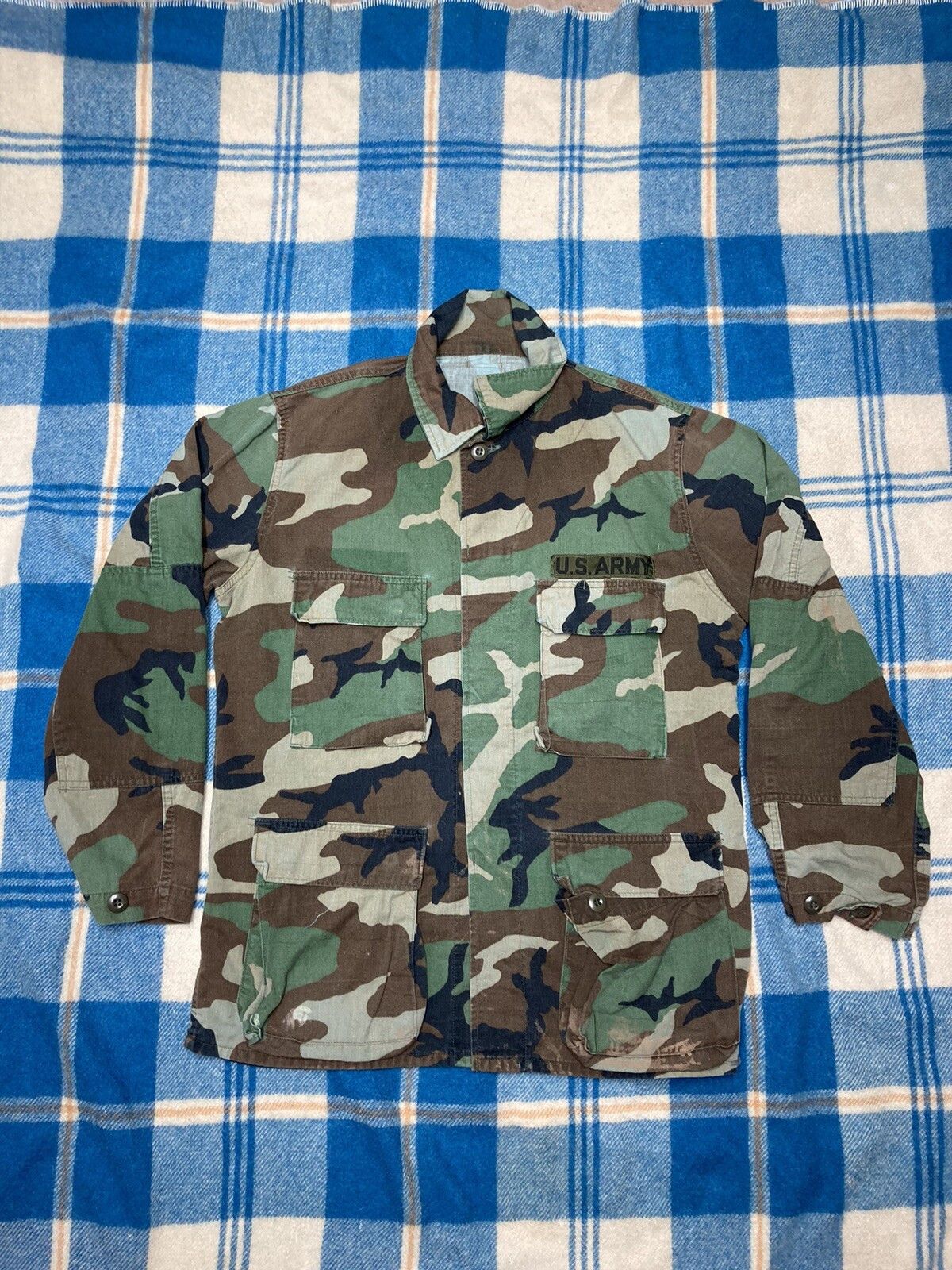 Vintage 70s army OG-107 field shirt hidden buttons camo military M/L Size US M / EU 48-50 / 2 - 1 Thumbnail