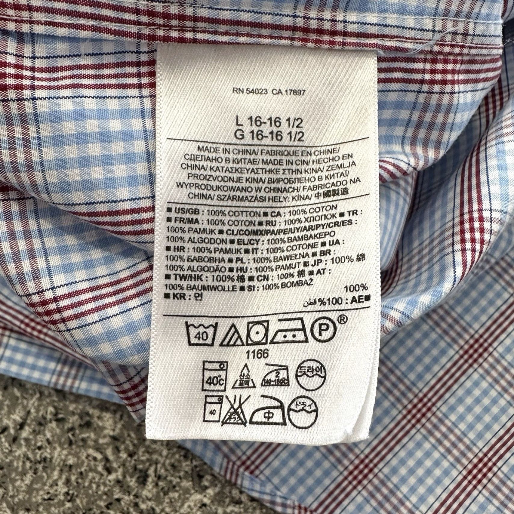 Banana Republic Banana Republic Button-Up Shirt Mens L Blue Plaid Non-Iron Classic Shirt Size US L / EU 52-54 / 3 - 8 Thumbnail